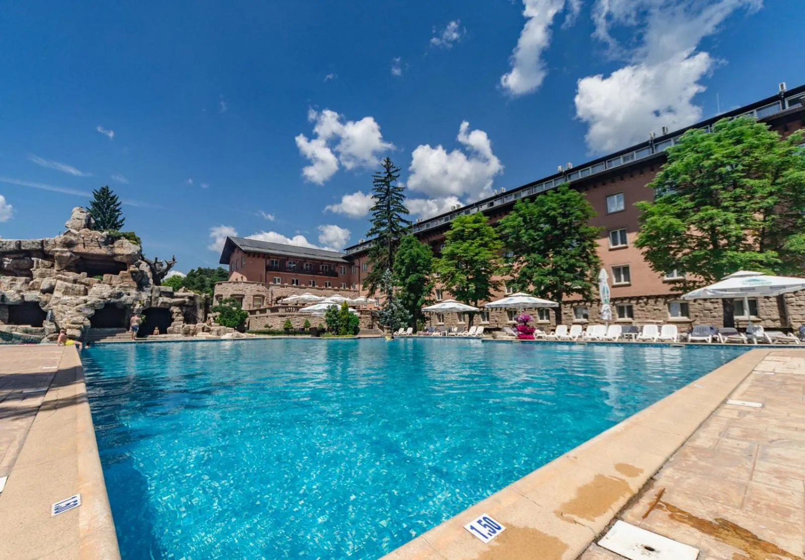 Property building in Spa Hotel Dvoretsa