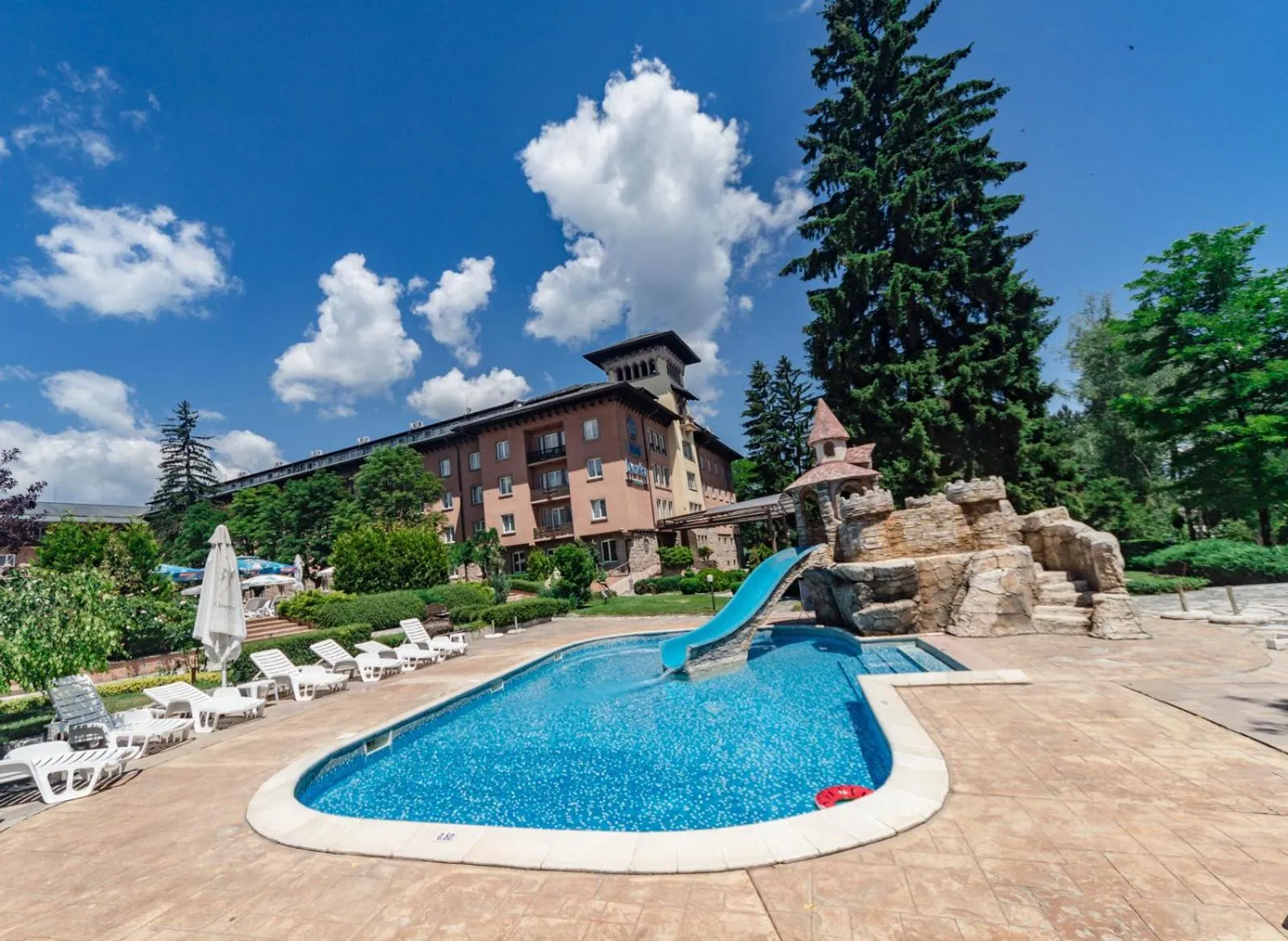 Property building in Spa Hotel Dvoretsa