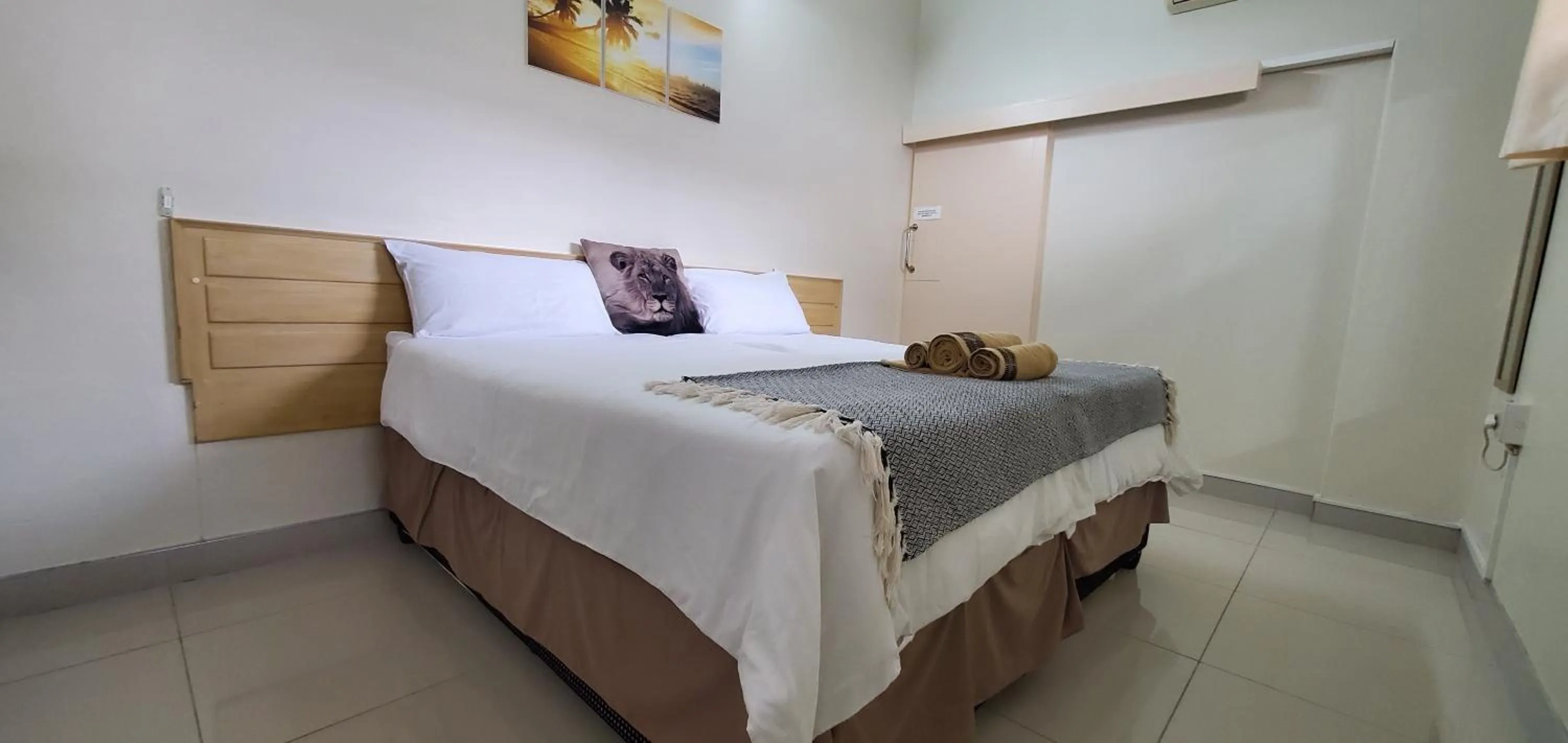 Bedroom, Bed in Jessica's Self-catering