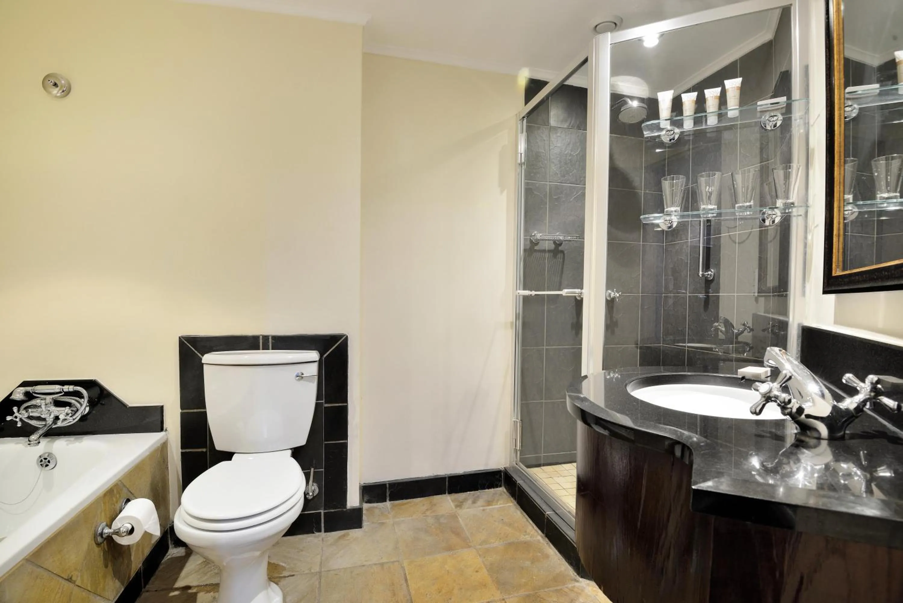 Bathroom in Kwa Maritane Lodge