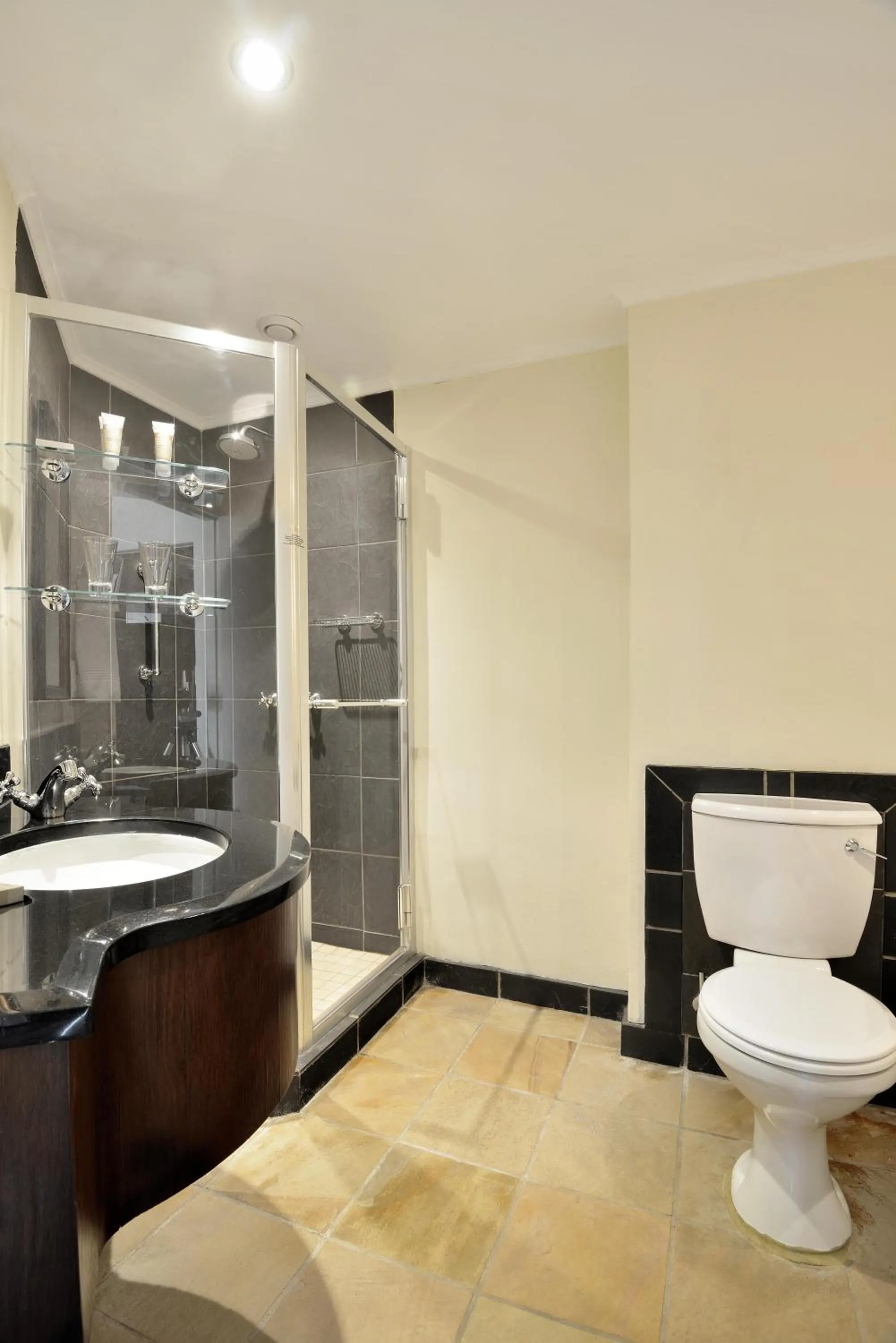 Bathroom in Kwa Maritane Lodge