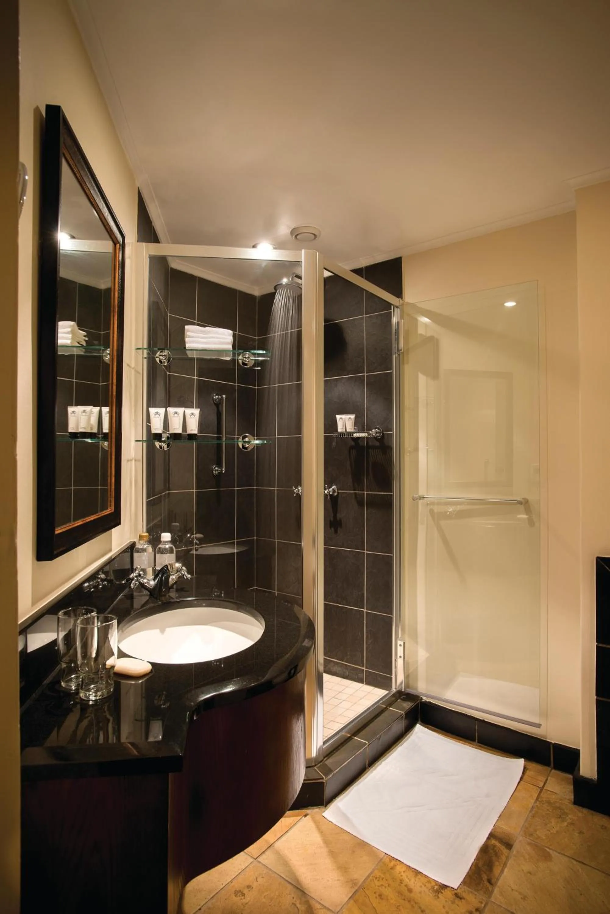 Bathroom in Kwa Maritane Lodge