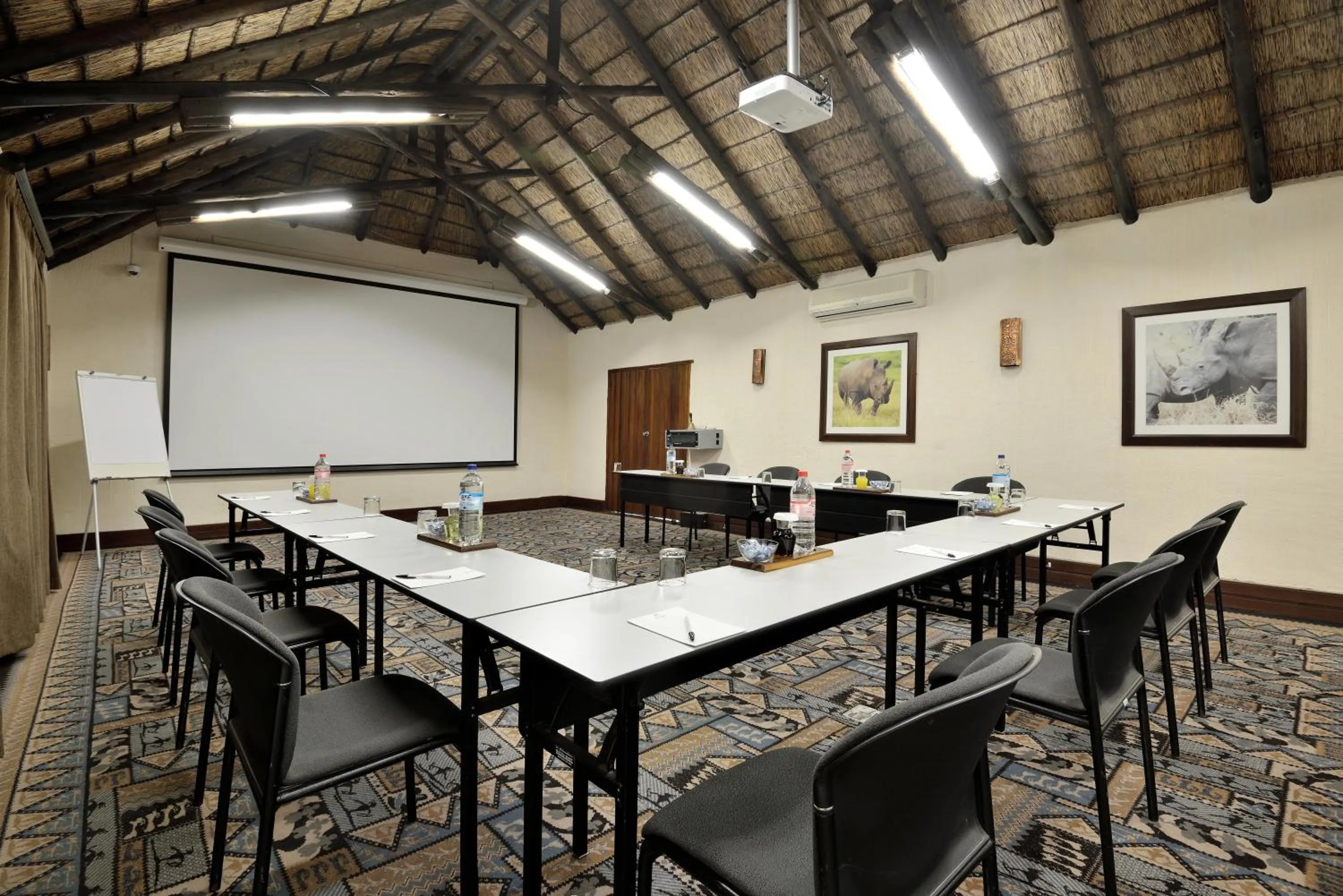 Meeting/conference room in Kwa Maritane Lodge