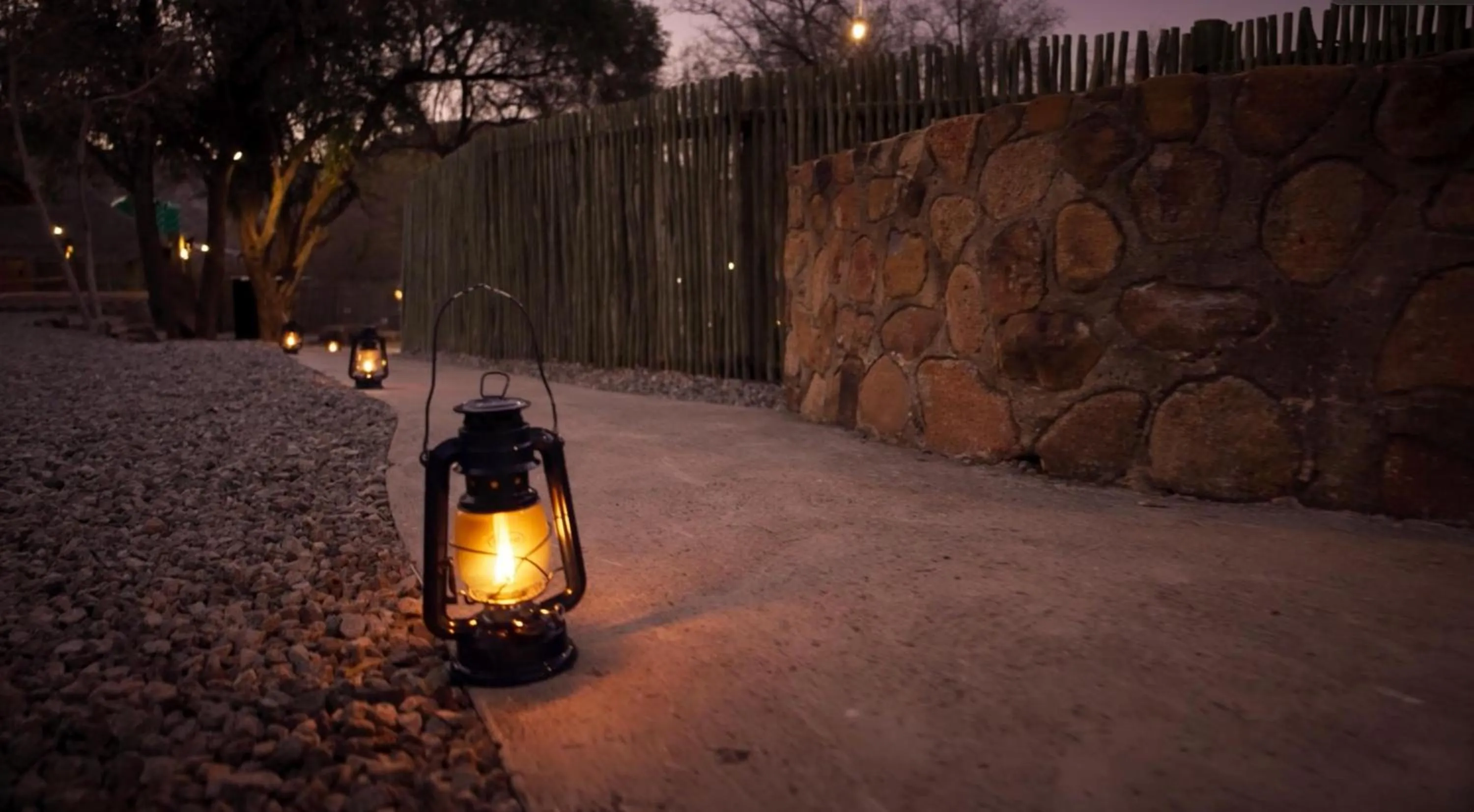 Restaurant/places to eat in Kwa Maritane Lodge