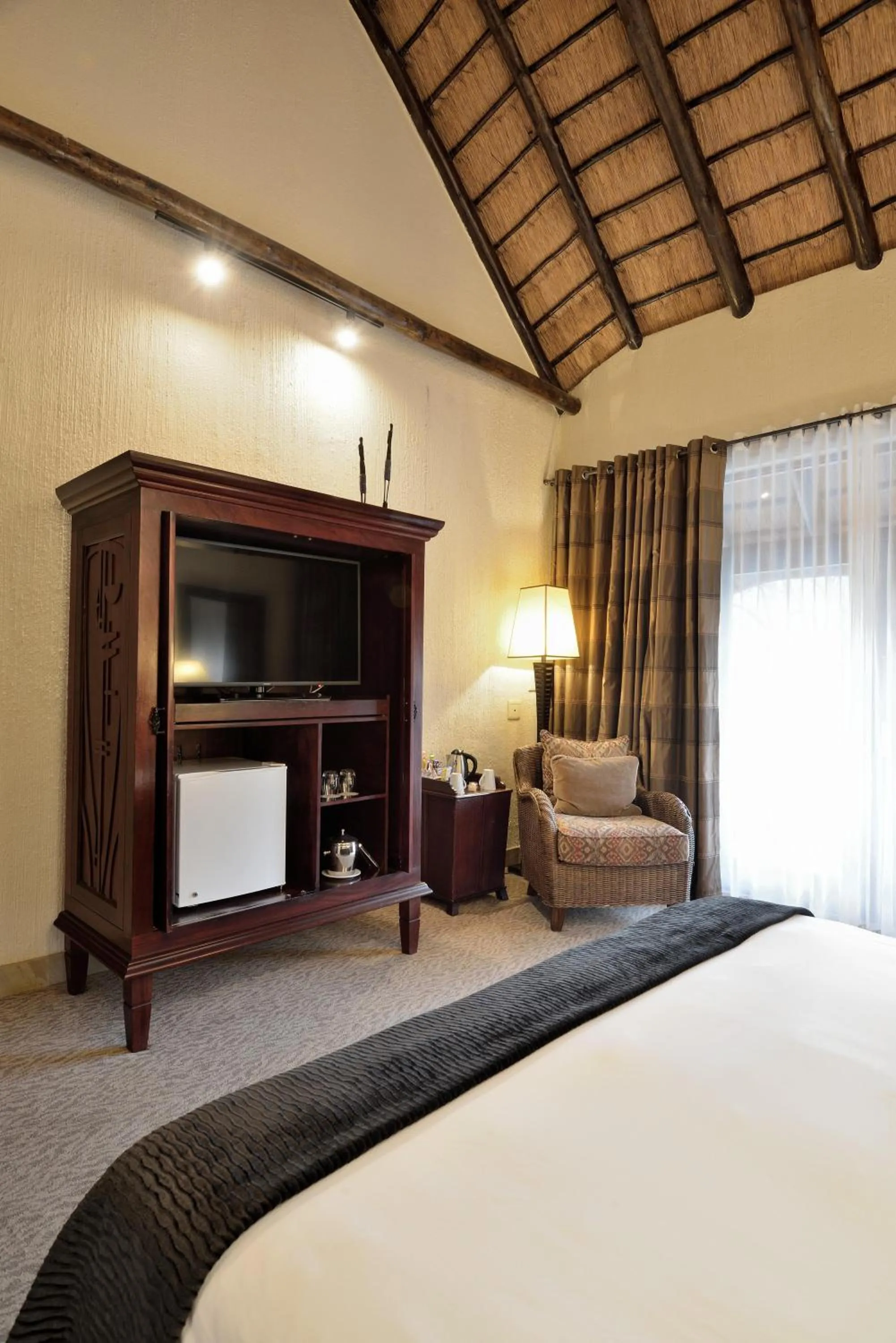 Photo of the whole room, Bed in Kwa Maritane Lodge