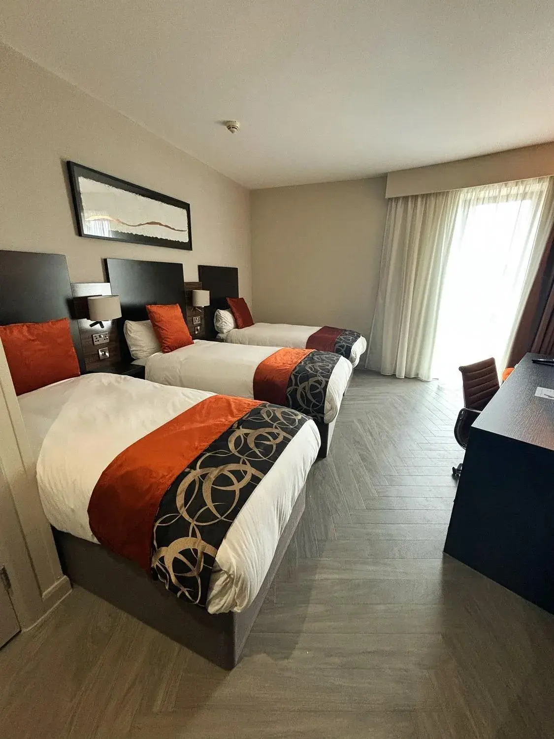 Deluxe Triple Room in Clayton Hotel Cardiff Deluxe Triple Room in Clayton Hotel Cardiff