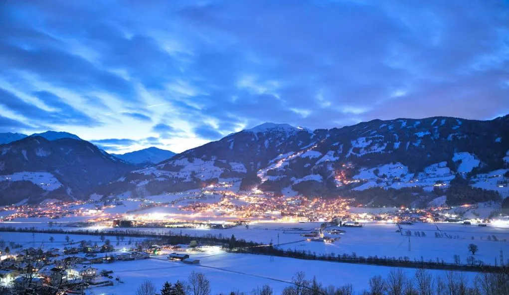 Winter in Hotel & Apart Central