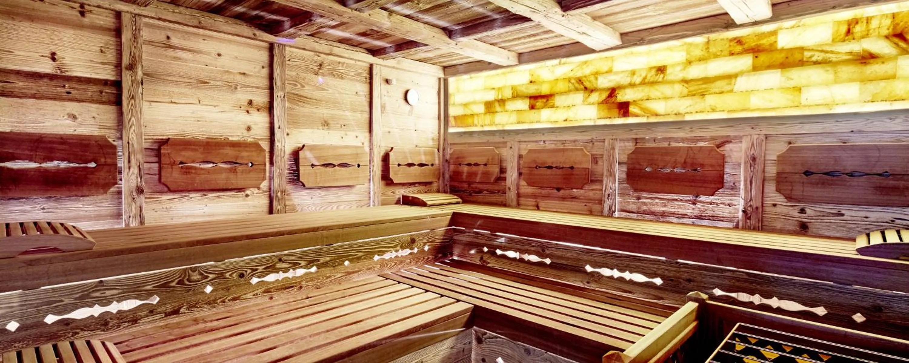 Sauna in Hotel & Apart Central