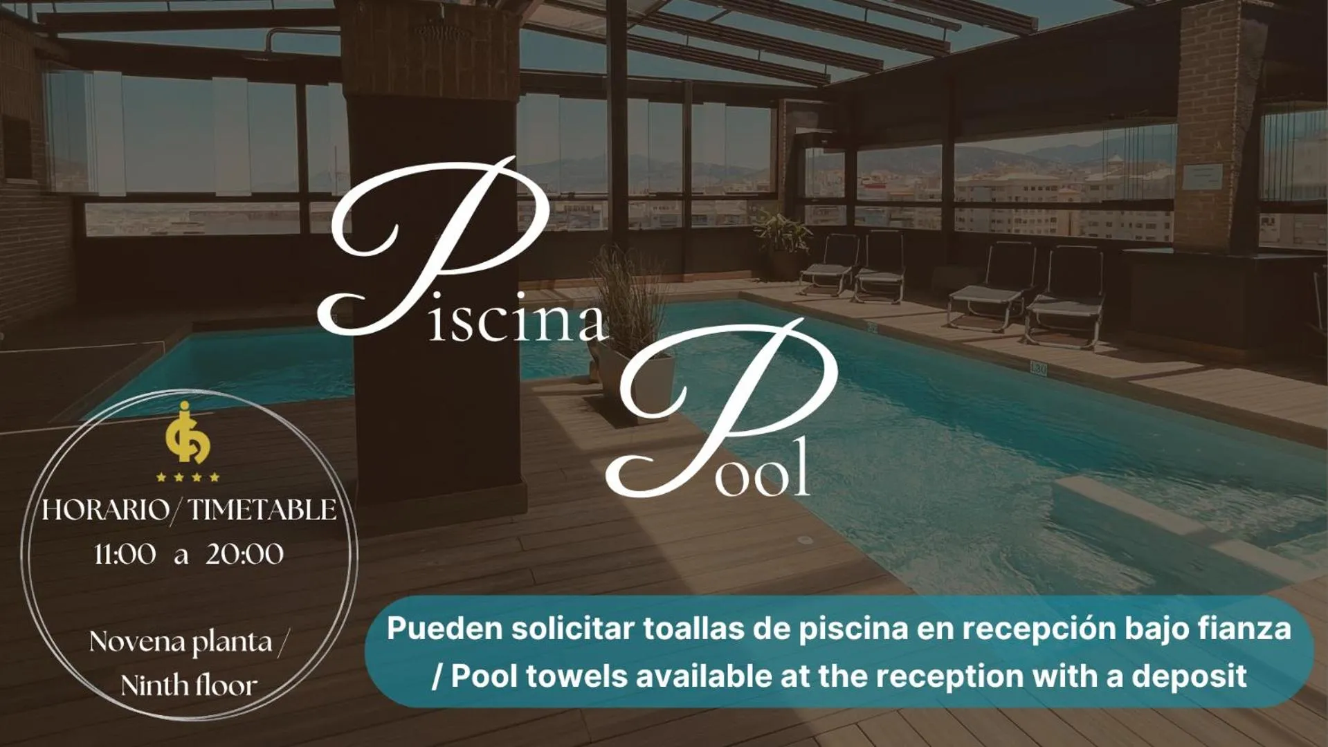 Swimming pool in Hotel Condestable Iranzo