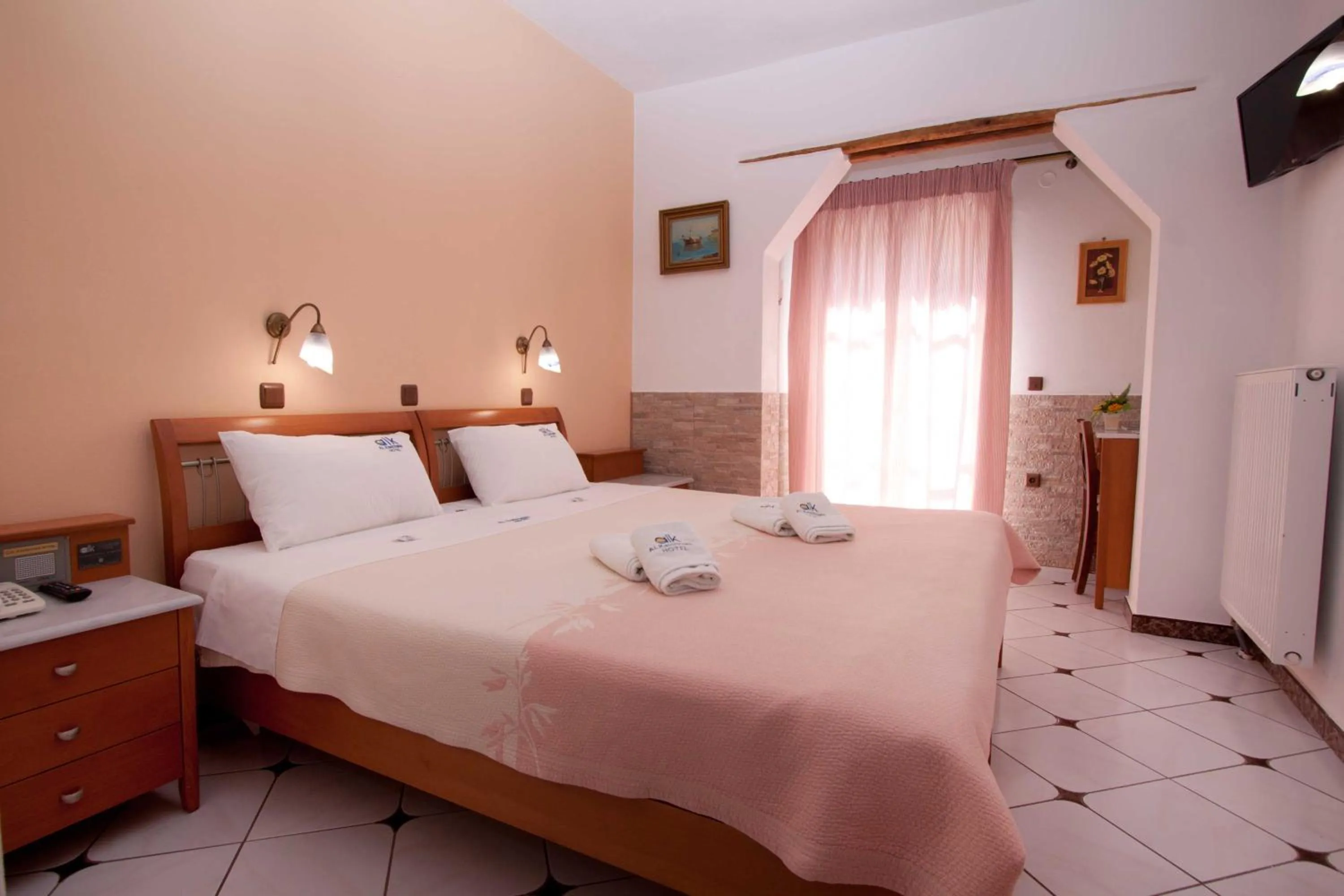 Bed in ALK Hotelᵀᴹ