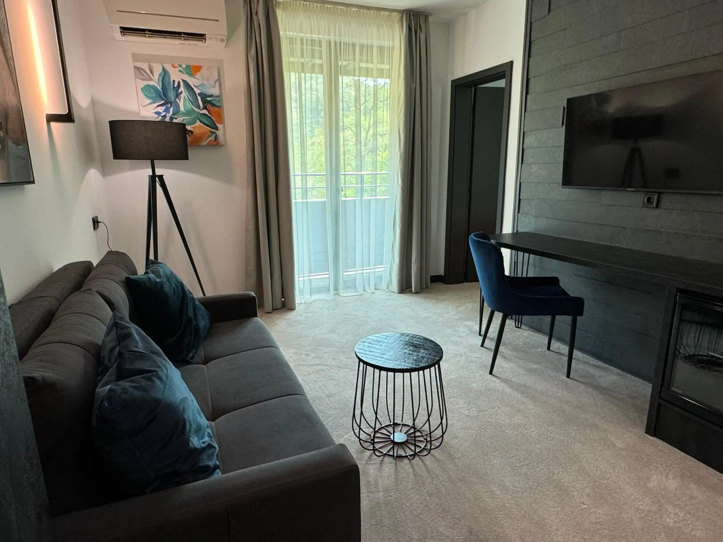 Junior Suite with Balcony in Perun Hotel Sandanski Junior Suite with Balcony in Perun Hotel Sandanski