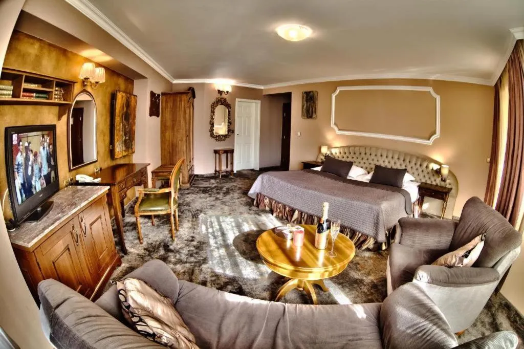 Coffee/tea facilities in Meg-Lozenetz Hotel