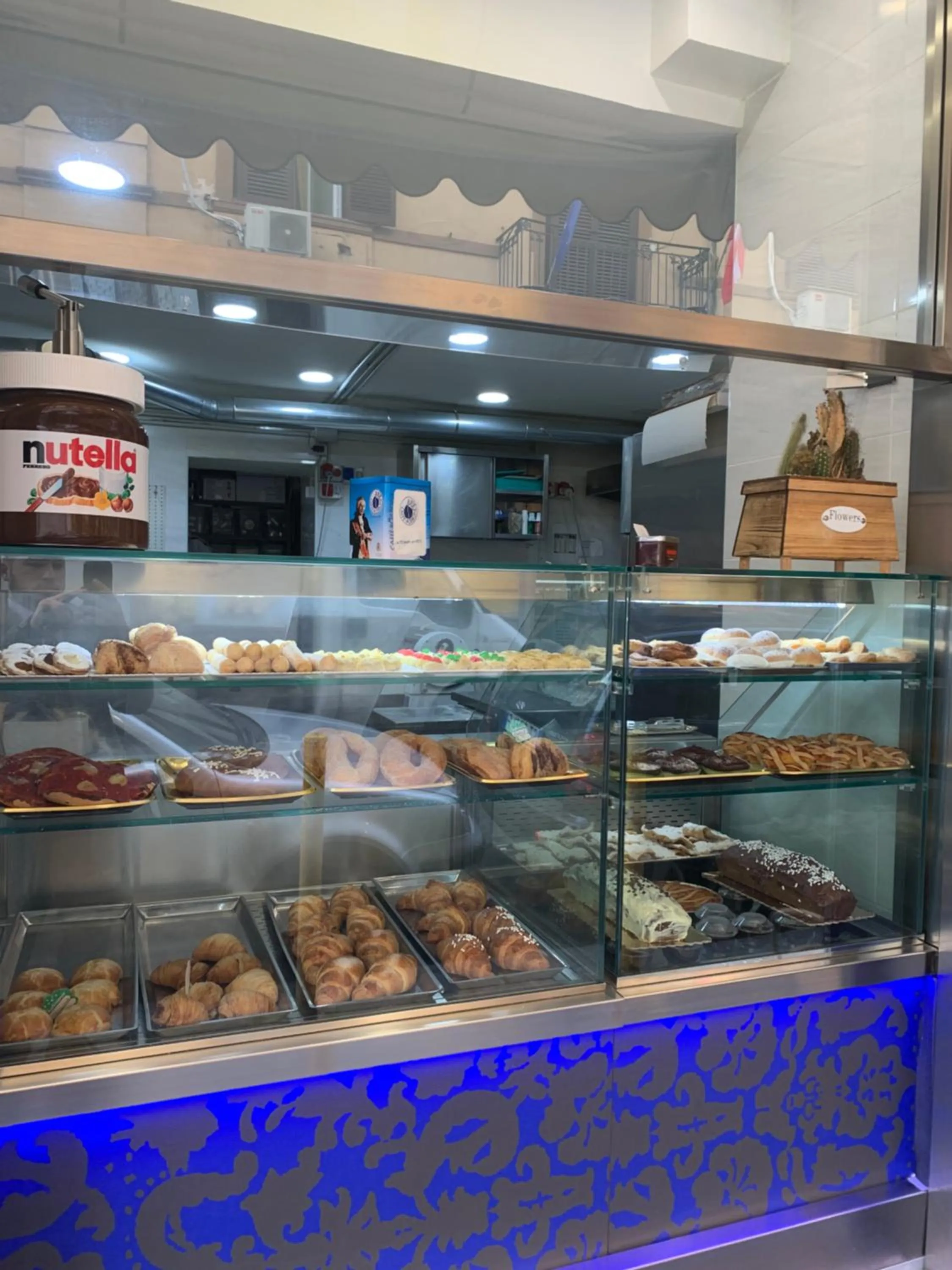 B&B Garibaldi Station