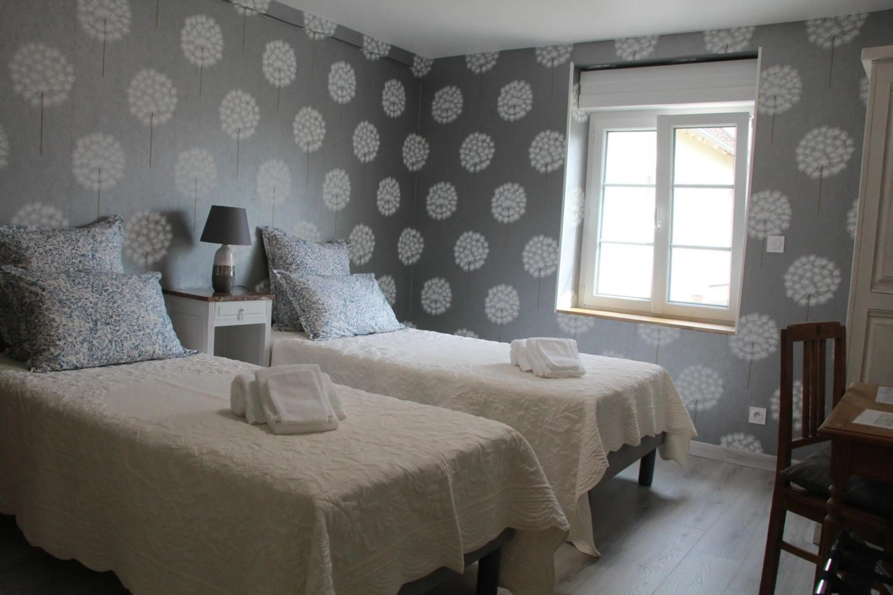 Bed in Manoir le Bout du Pont-Chambres d'Hôtes