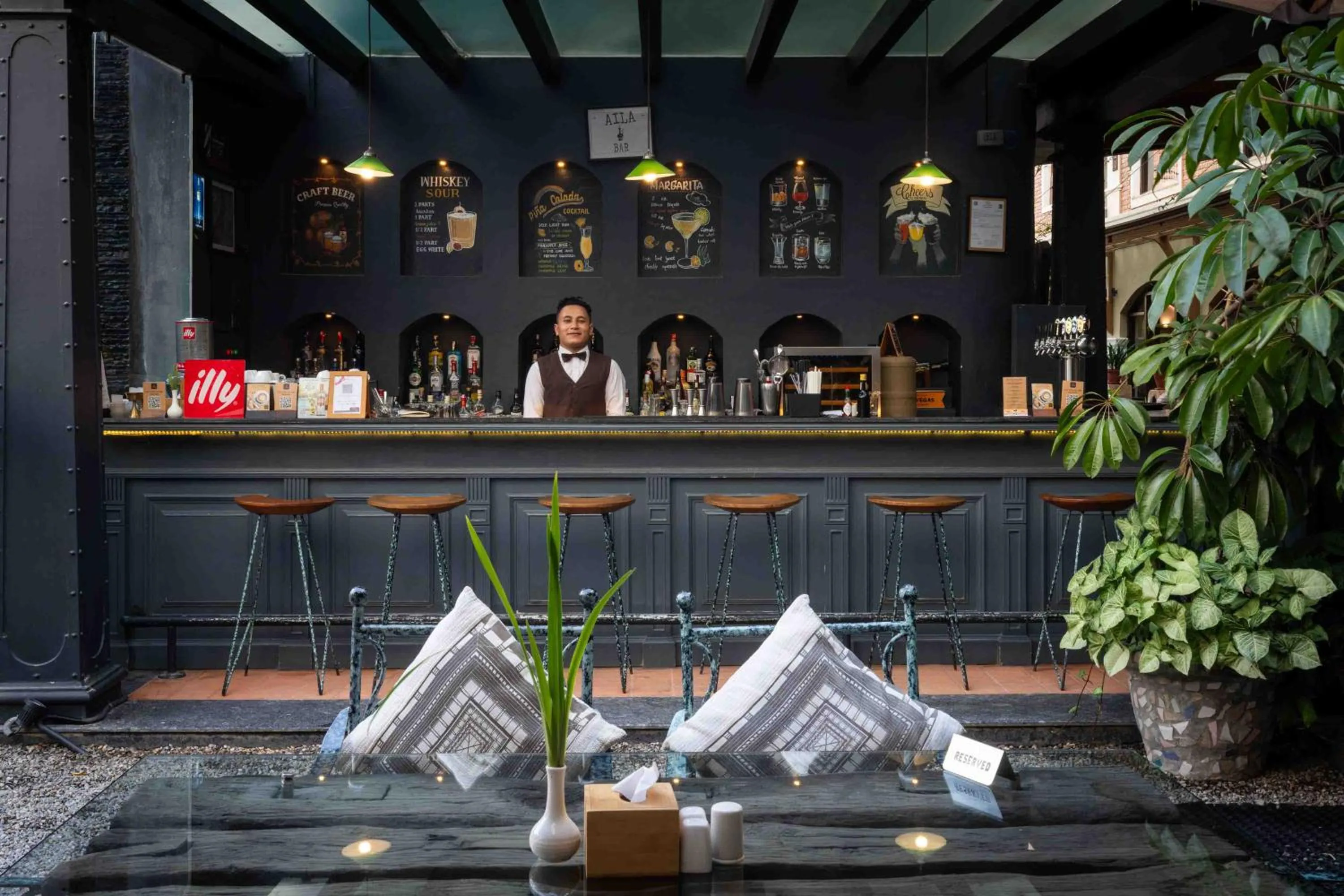 Lounge or bar in Nepali Ghar Hotel