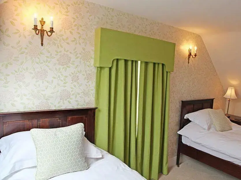 Standard Twin Room - single occupancy in The Lion Standard Twin Room - single occupancy in The Lion