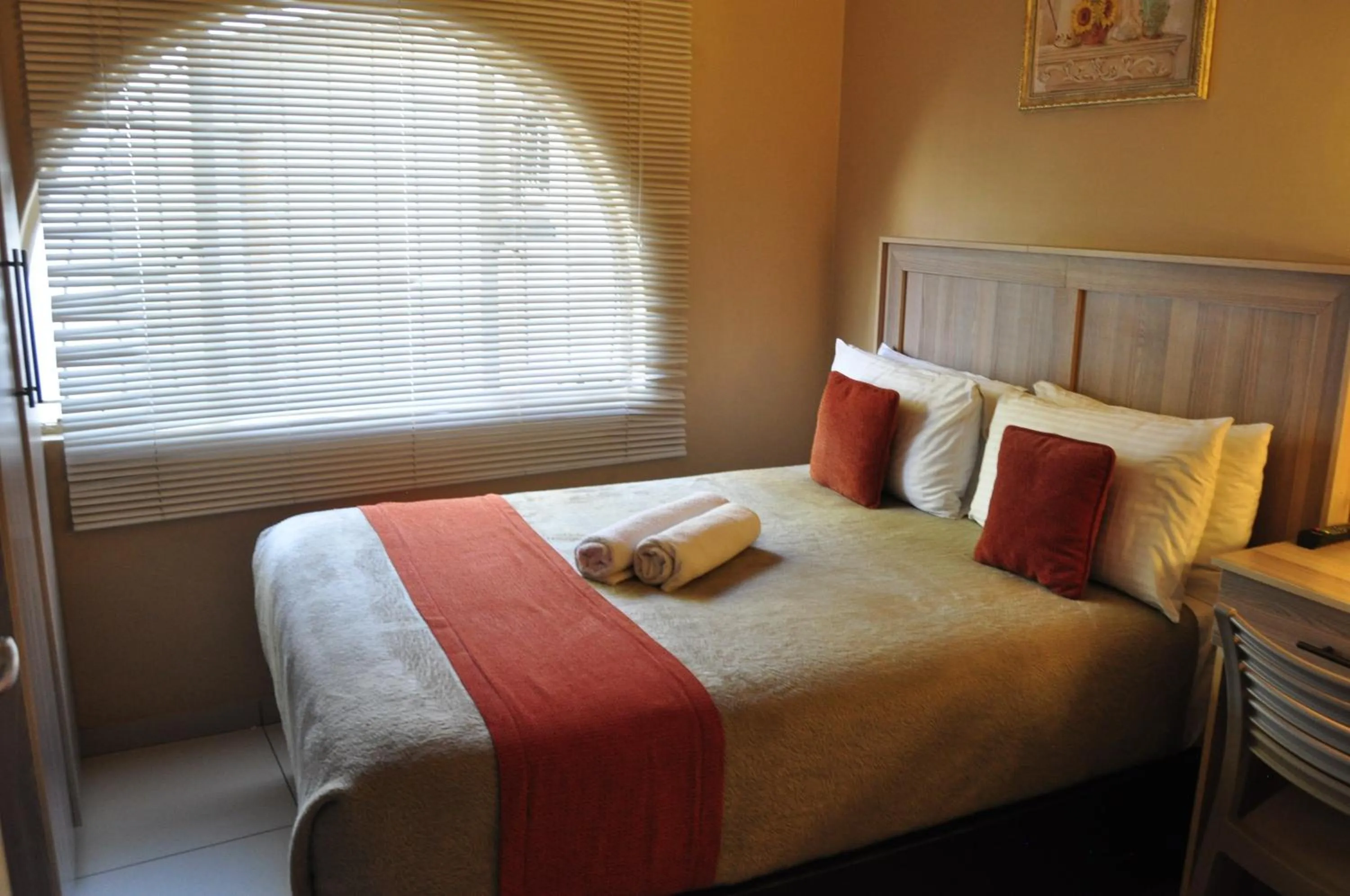 Bedroom in Bridgeville Guest House( Pty) Ltd