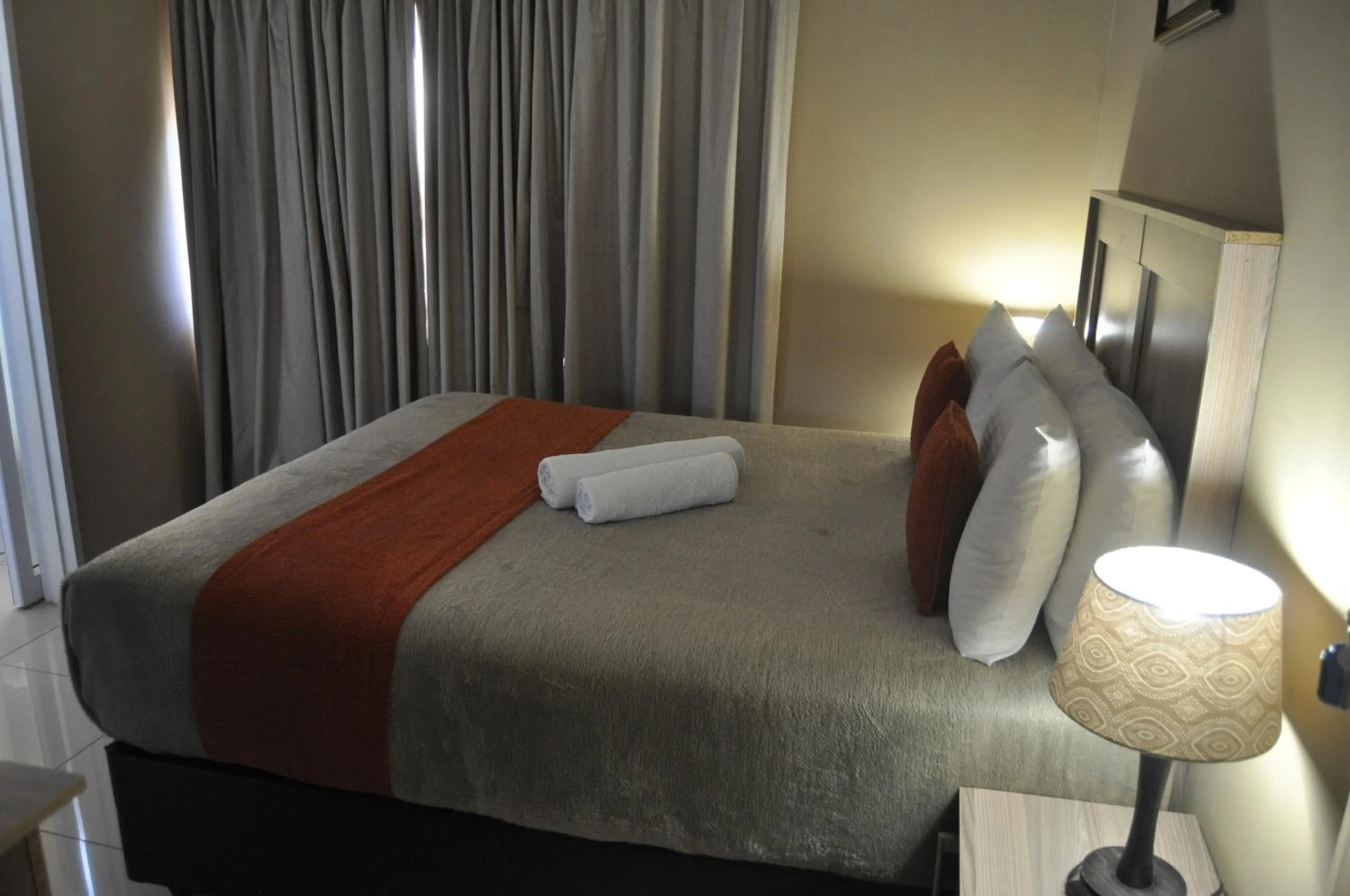 Bed in Bridgeville Guest House( Pty) Ltd