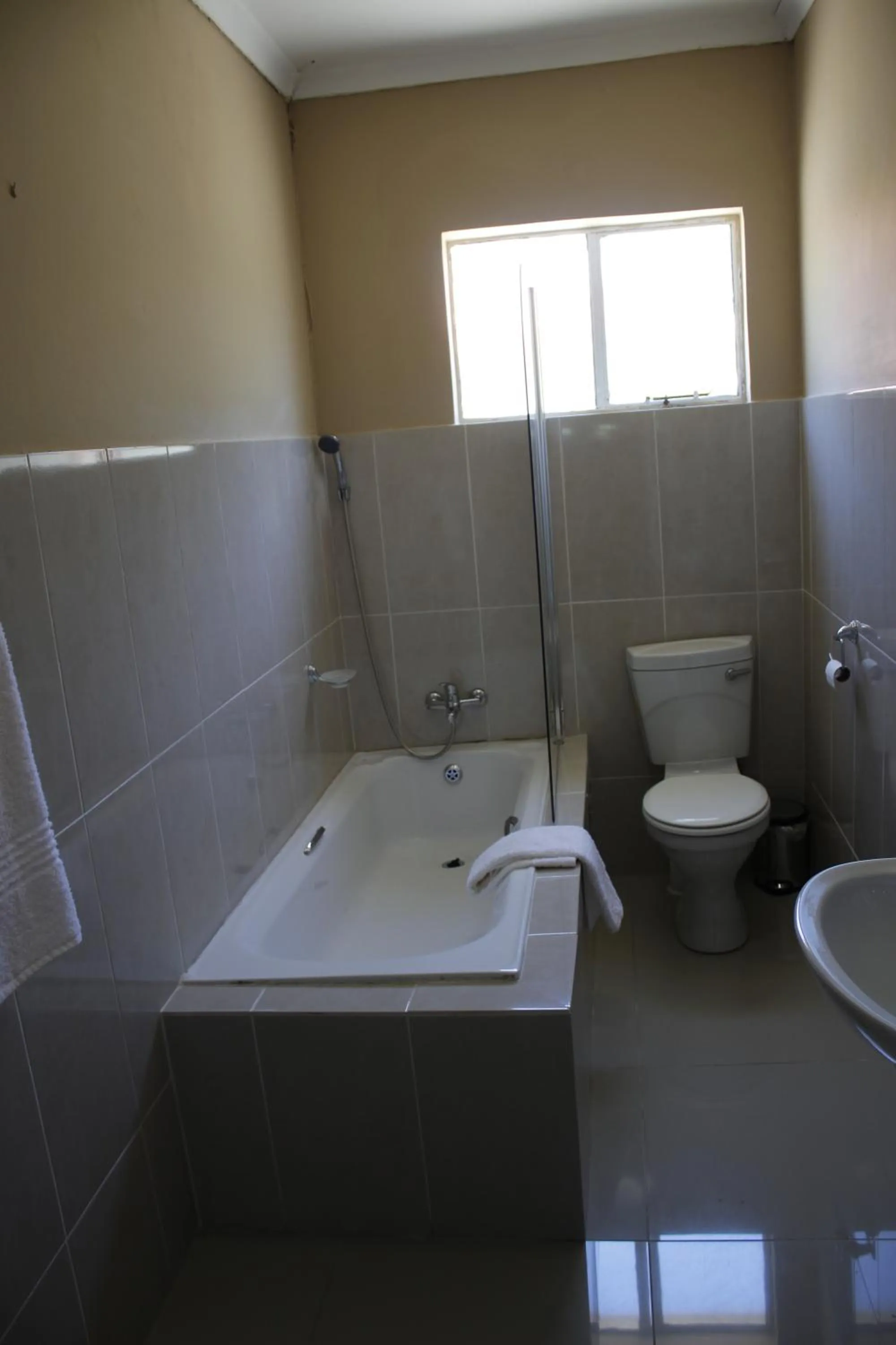 Bathroom in Bridgeville Guest House( Pty) Ltd