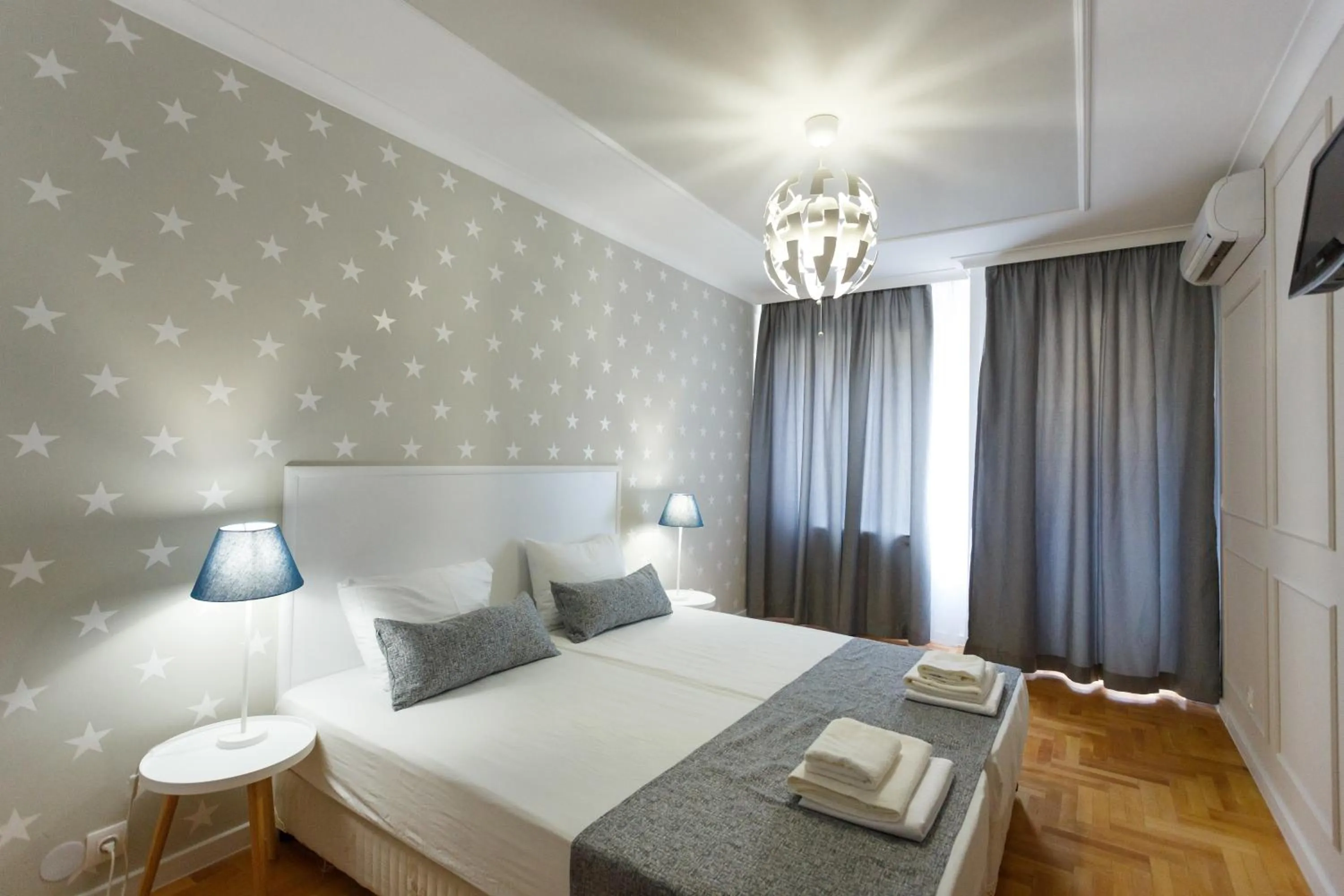 Bed in CityResidence Aparthotel