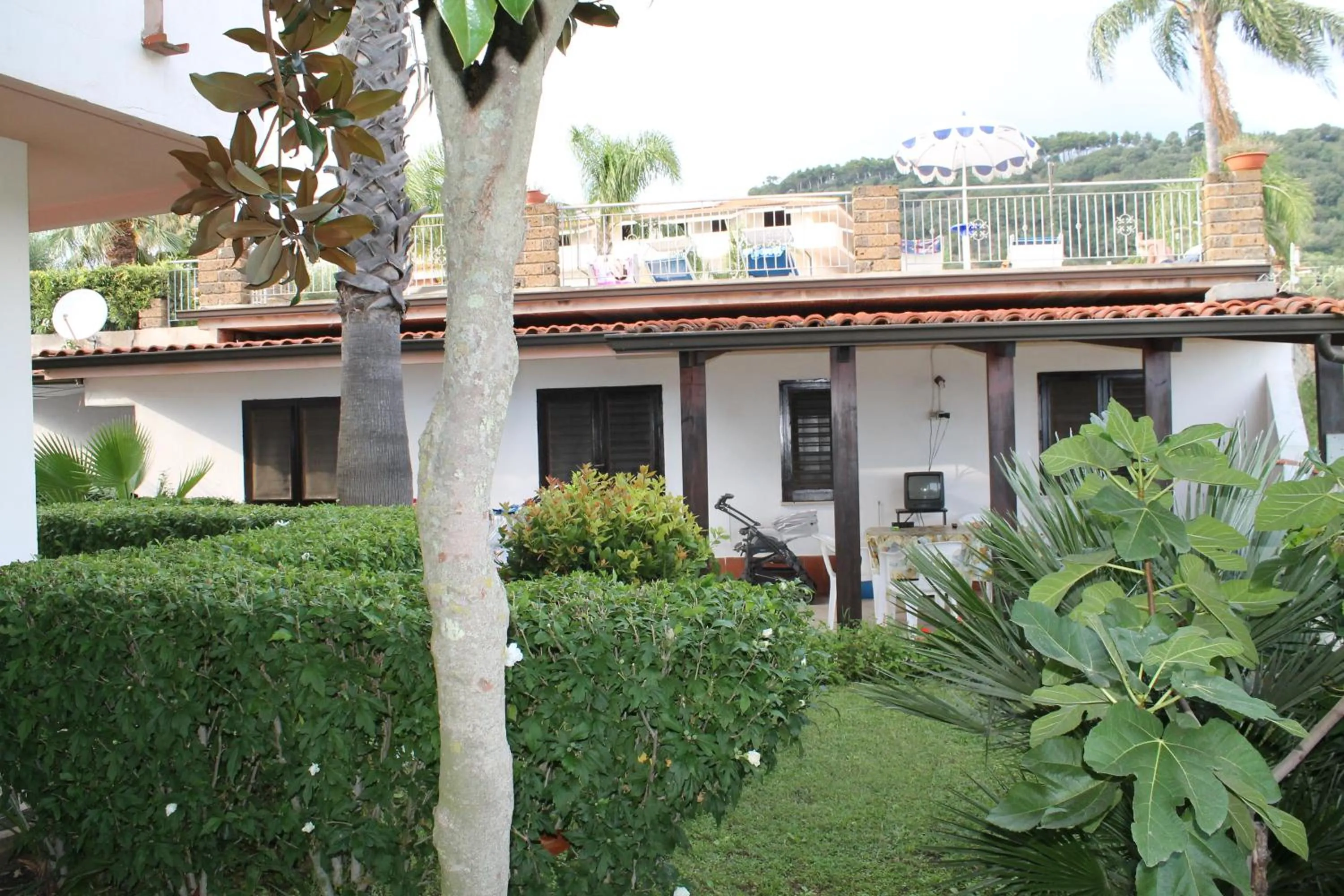 Facade/entrance in Rosy Hotel Residence