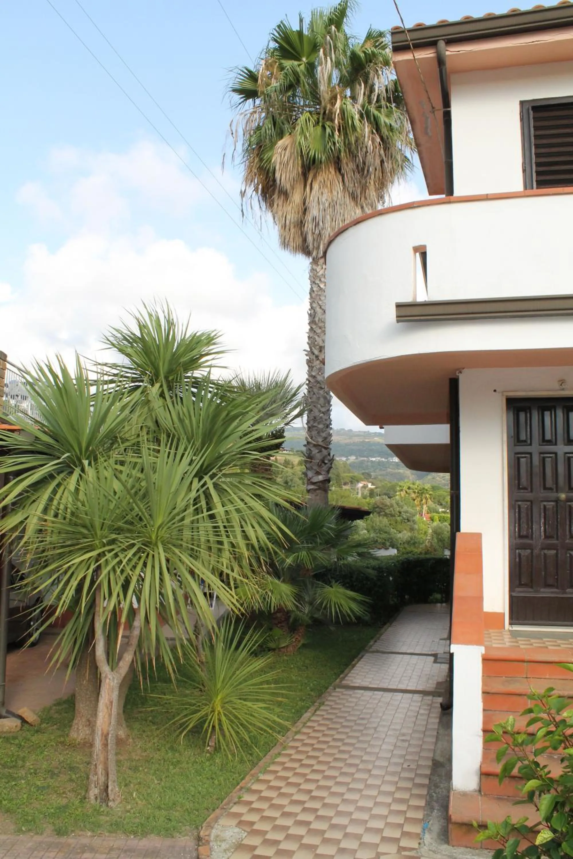 Facade/entrance in Rosy Hotel Residence