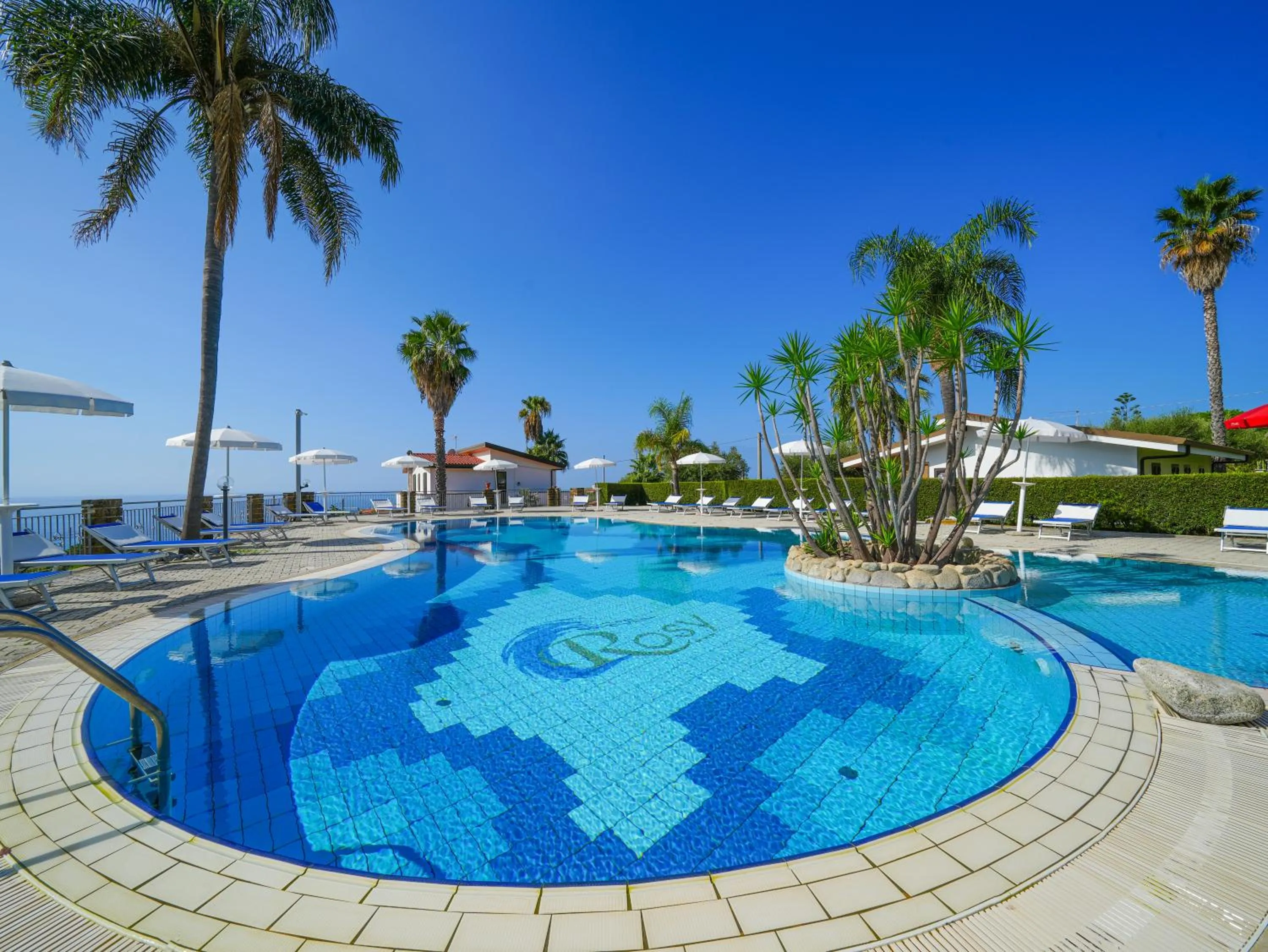 Pool view in Rosy Hotel Residence