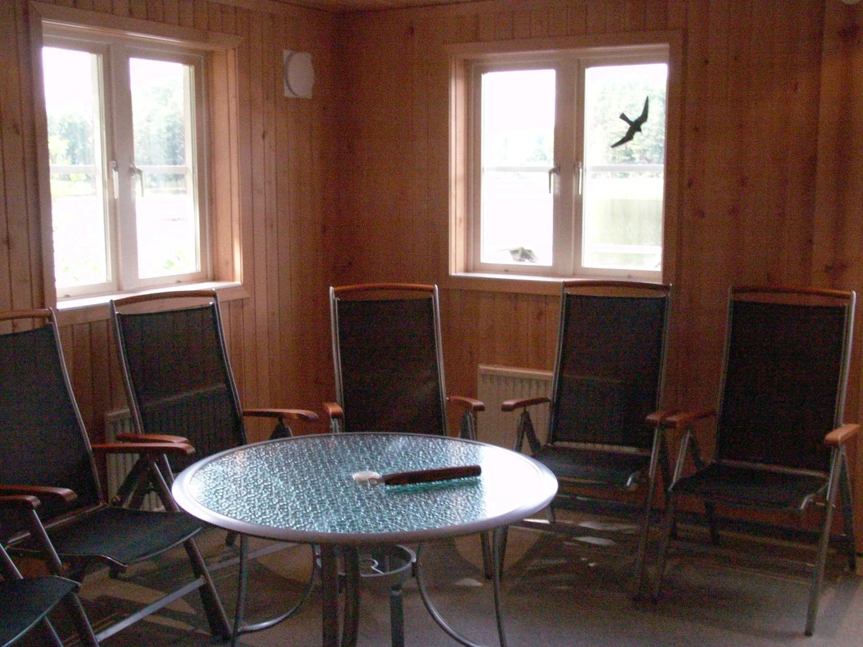 Seating area in Stiftsgården Vårdnäs Hotell