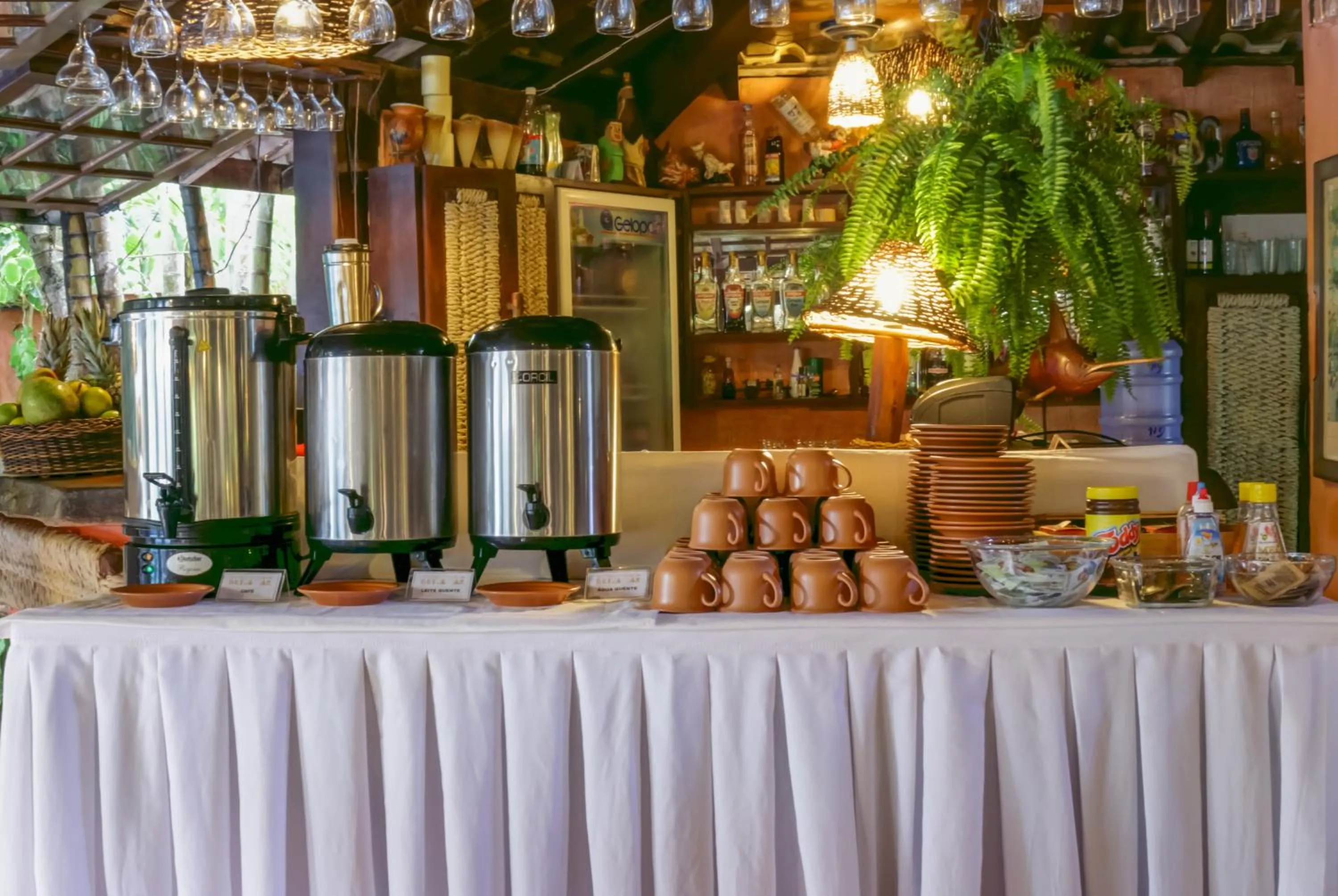 Buffet breakfast in Beijamar Praia Hotel