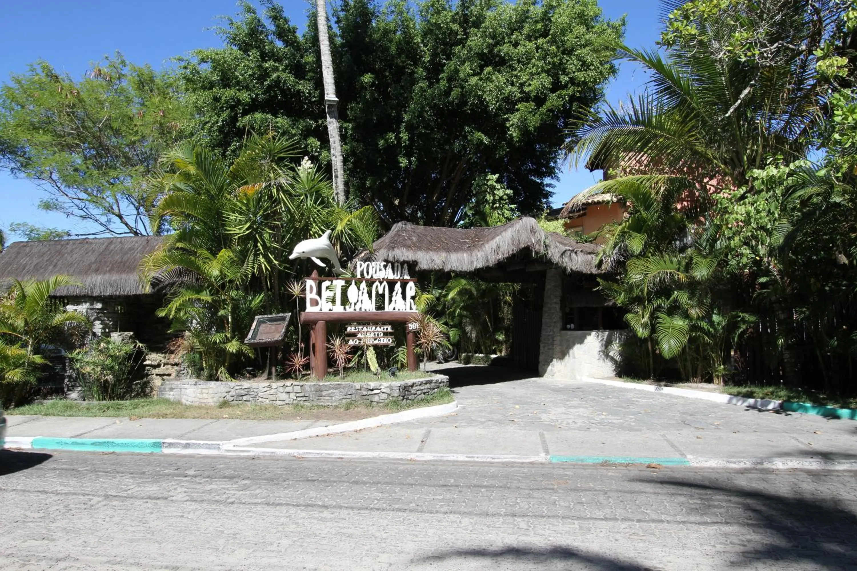 Facade/entrance in Beijamar Praia Hotel