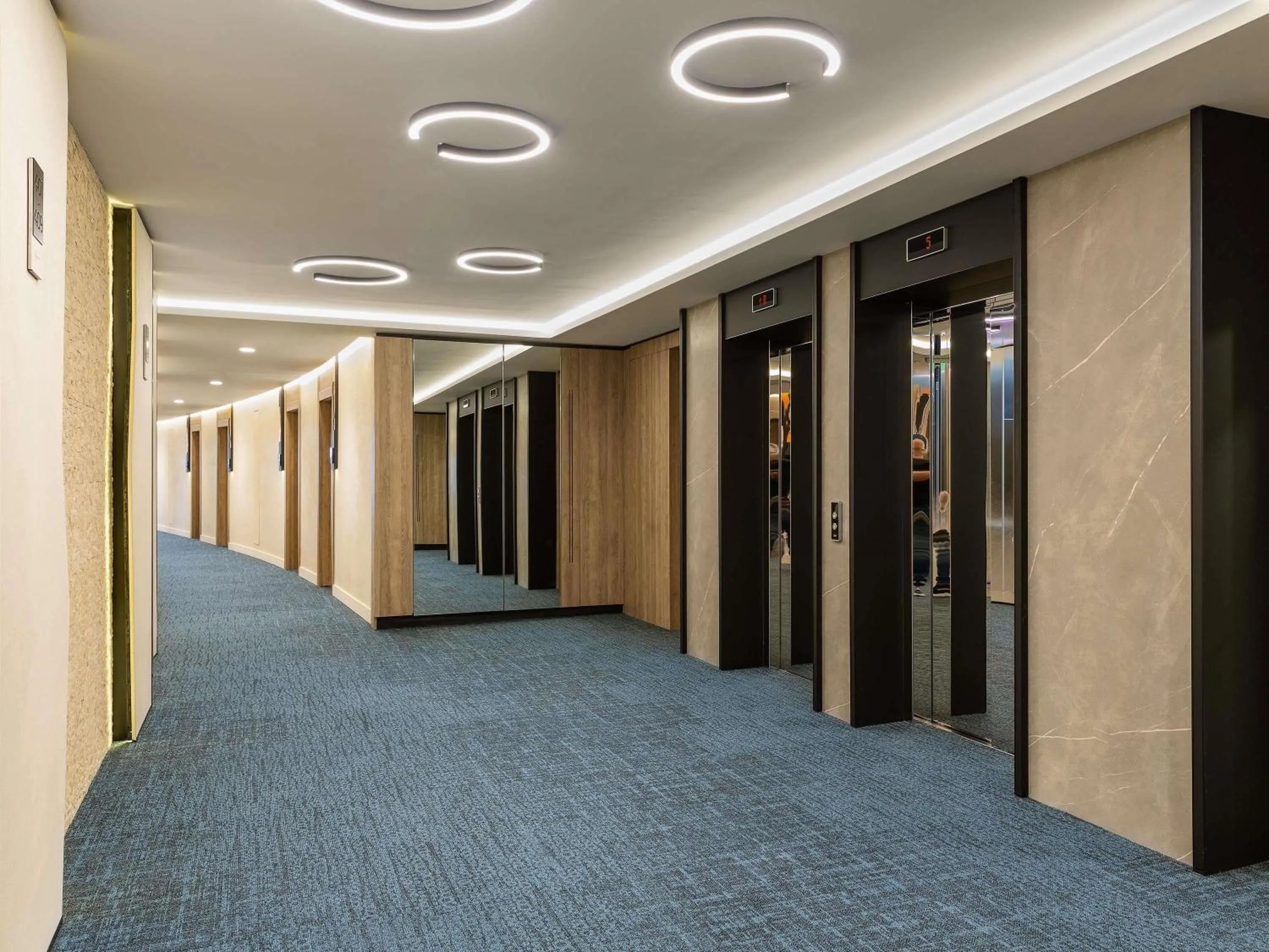 Bedroom in Mercure Sofia City