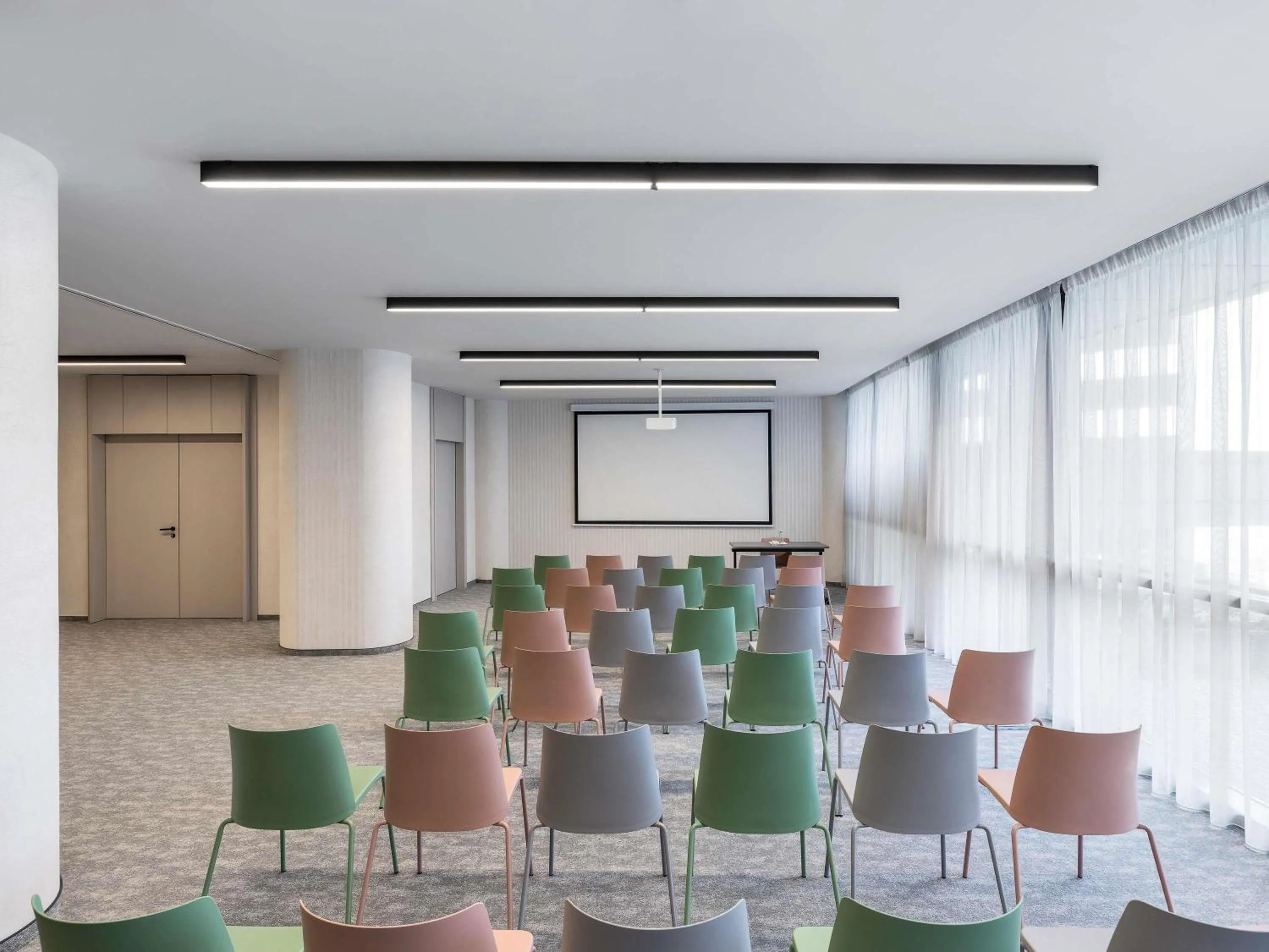 Meeting/conference room in Mercure Sofia City