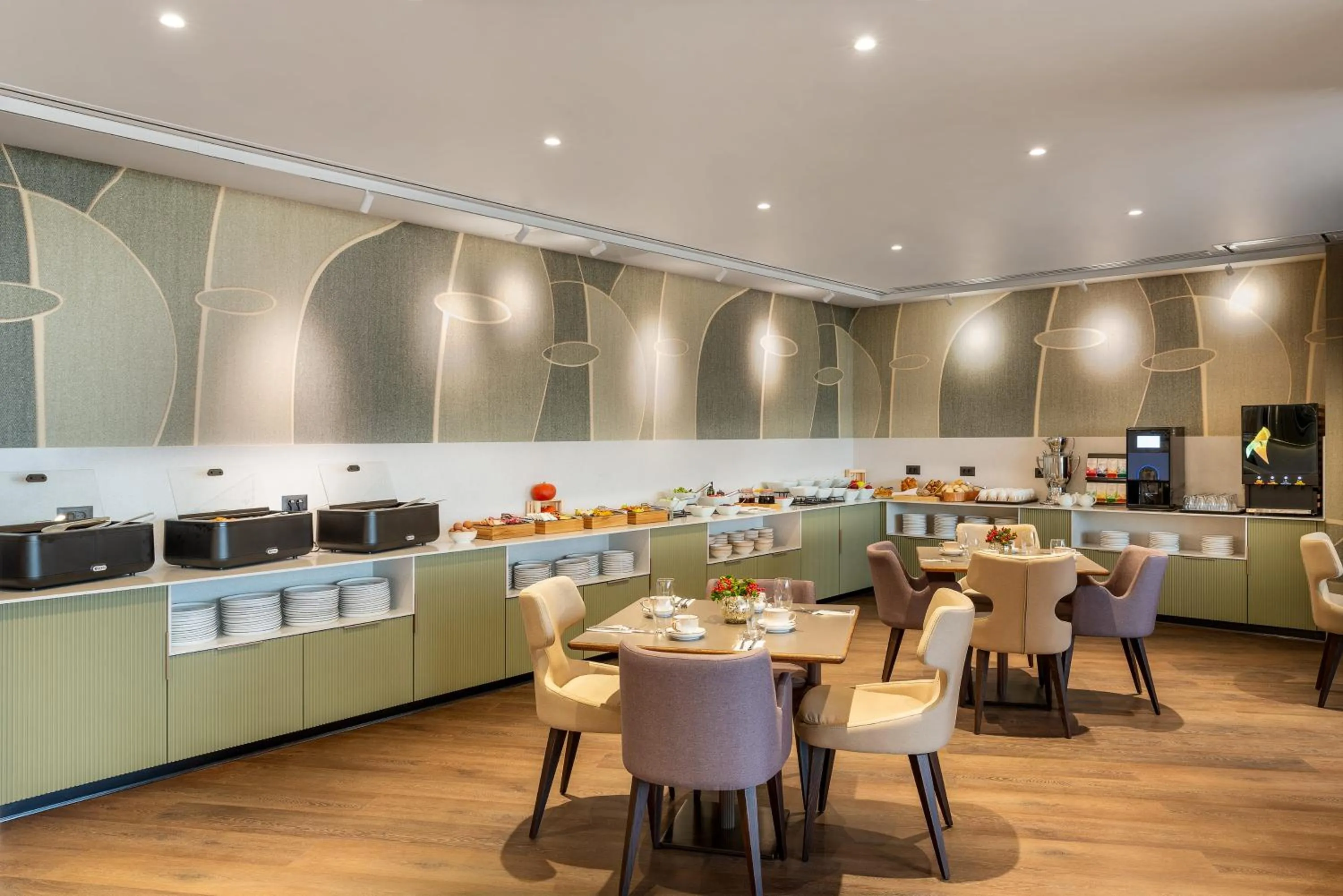 Buffet breakfast in Mercure Sofia City