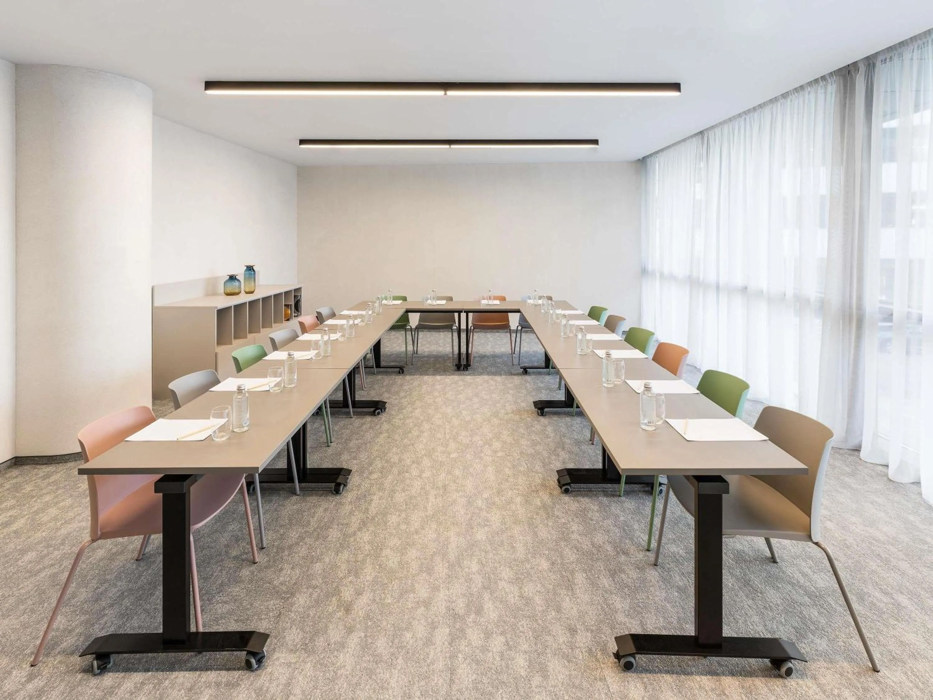 Meeting/conference room in Mercure Sofia City