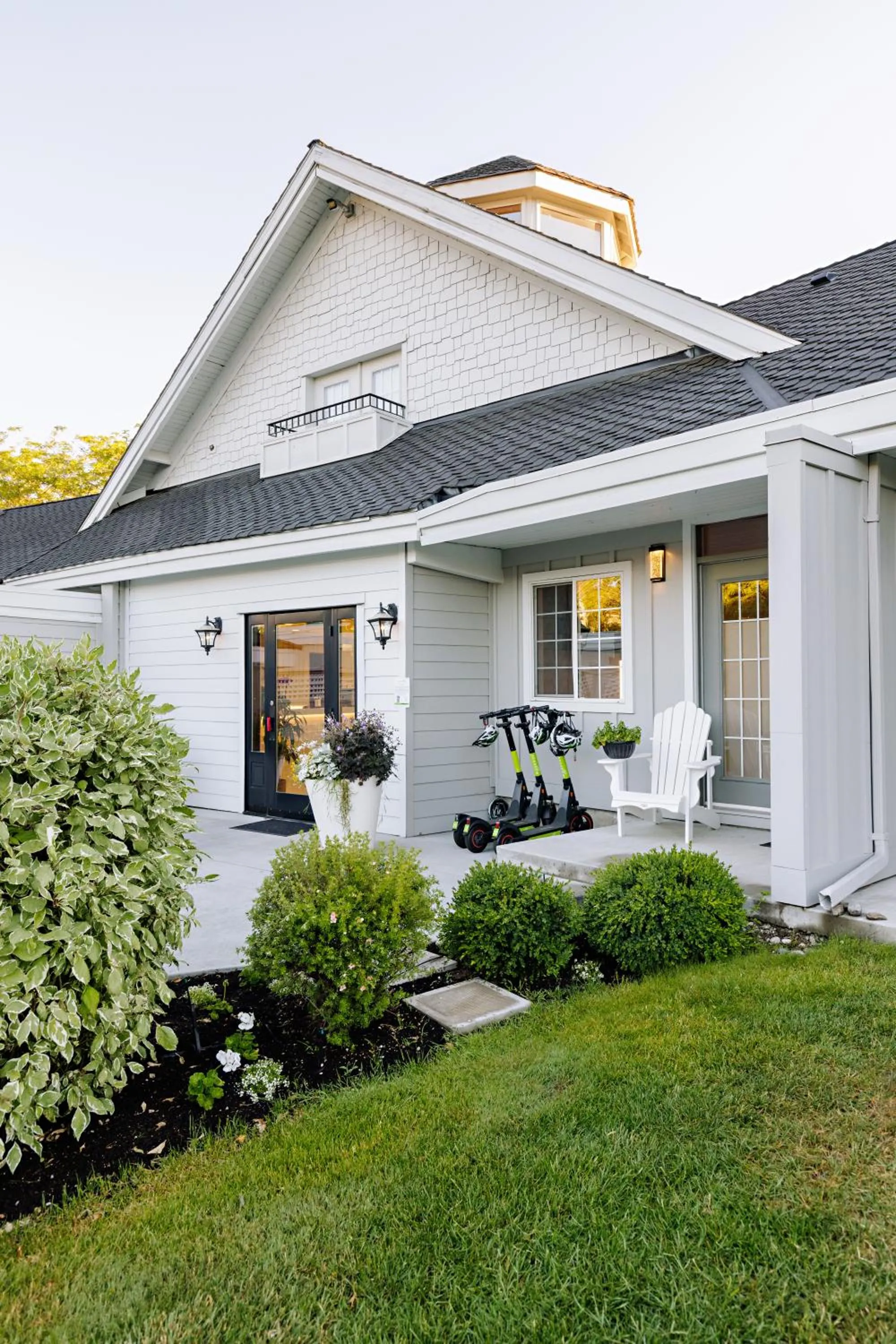 Property building in Balcomo, a Ramada by Wyndham