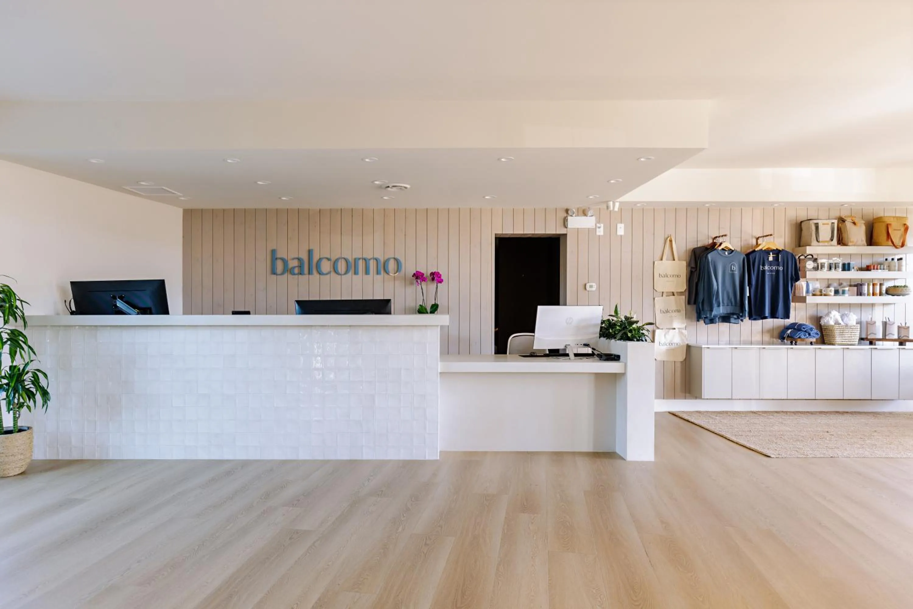 Lobby or reception in Balcomo, a Ramada by Wyndham