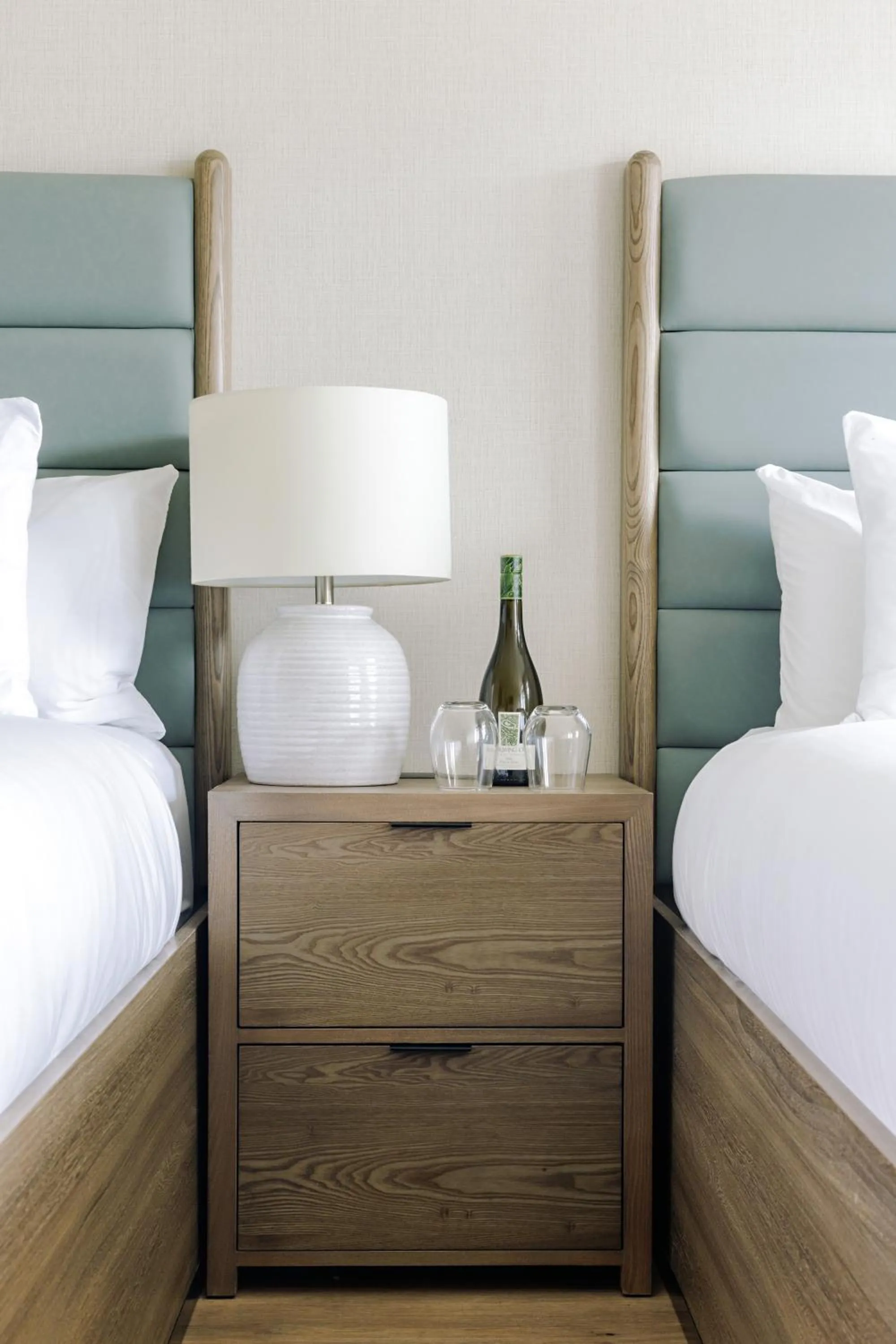 Food and drinks, Bed in Balcomo, a Ramada by Wyndham