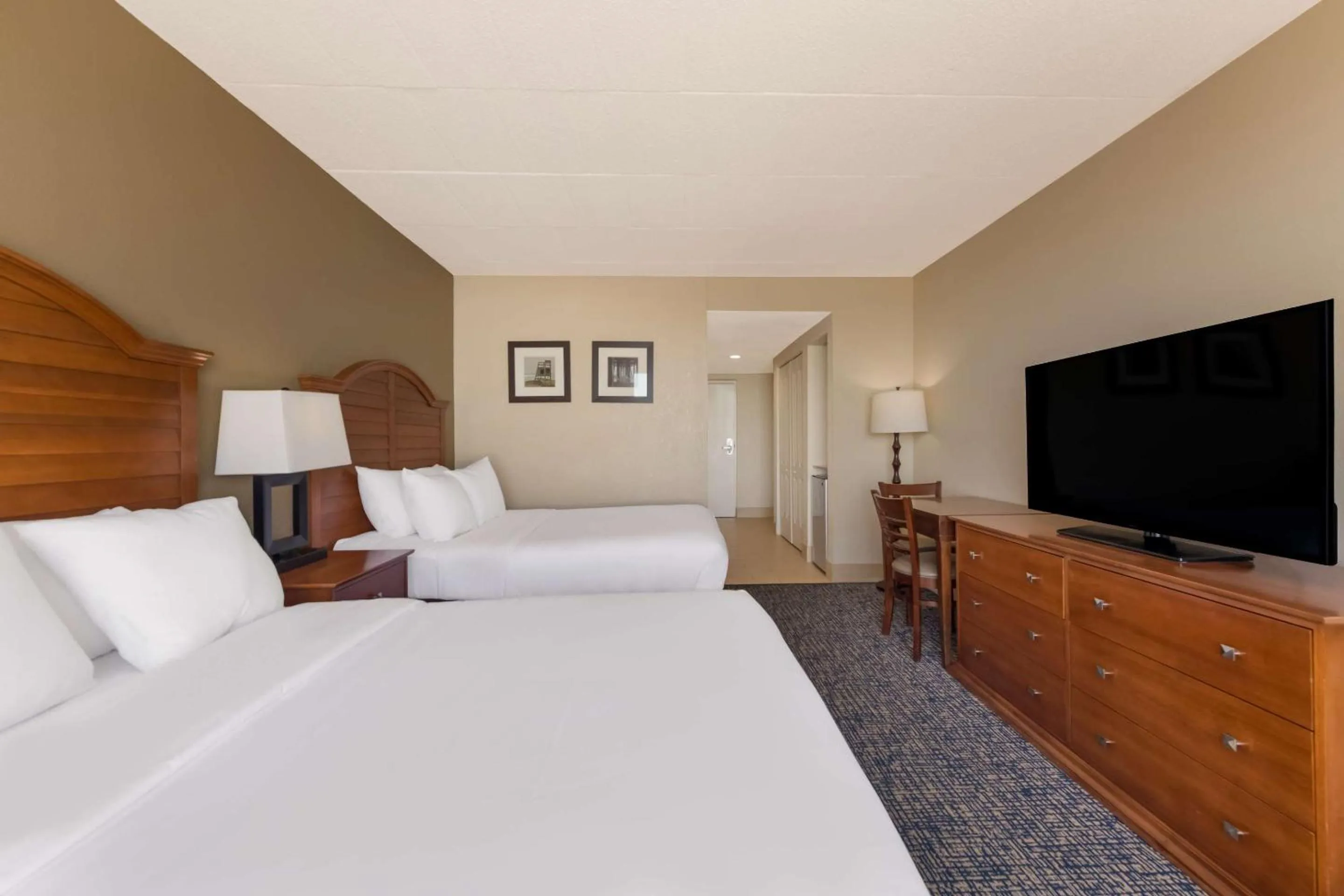 Bedroom, Bed in Comfort Inn South Oceanfront