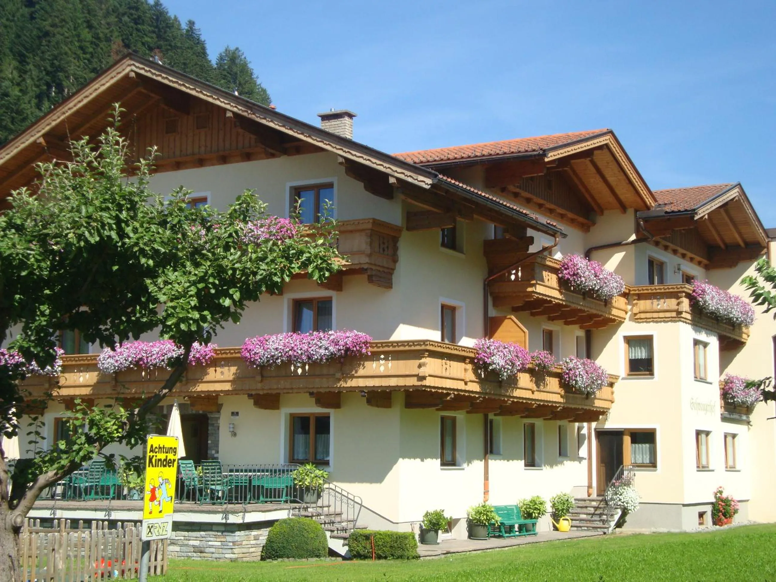 Gästehaus Schwoagerhof