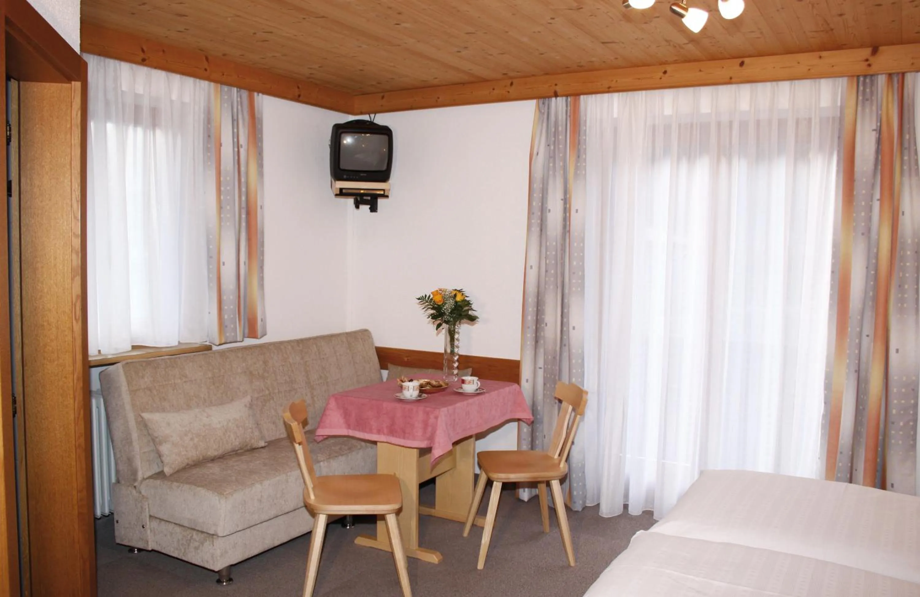 Bed in Gästehaus Schwoagerhof