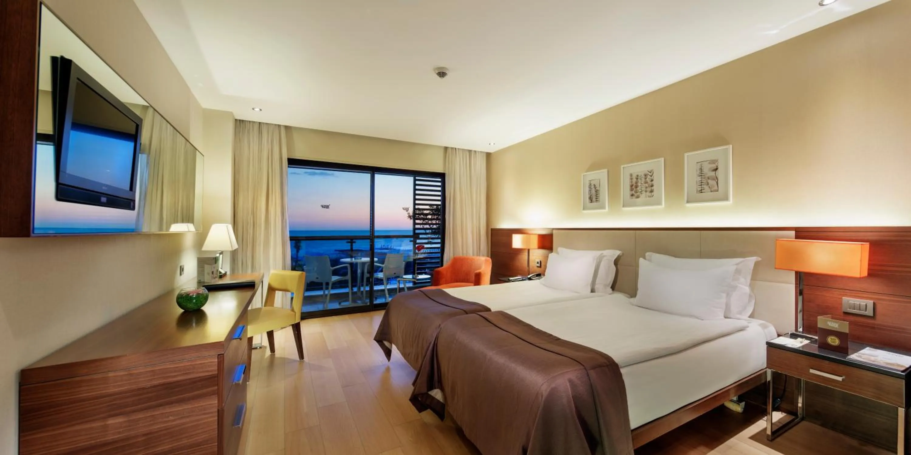 TV and multimedia, Bed in Tui Blue Side Ex. Sensimar Side Resort & Spa