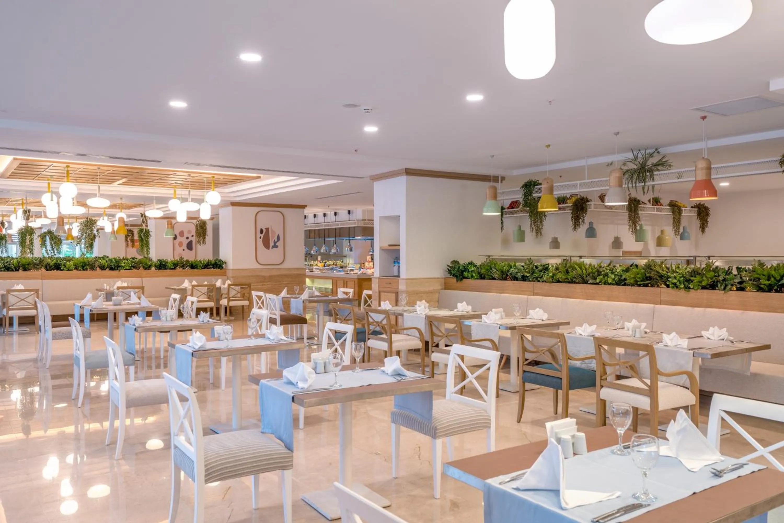 Restaurant/places to eat in Xanthe Resort & SPA