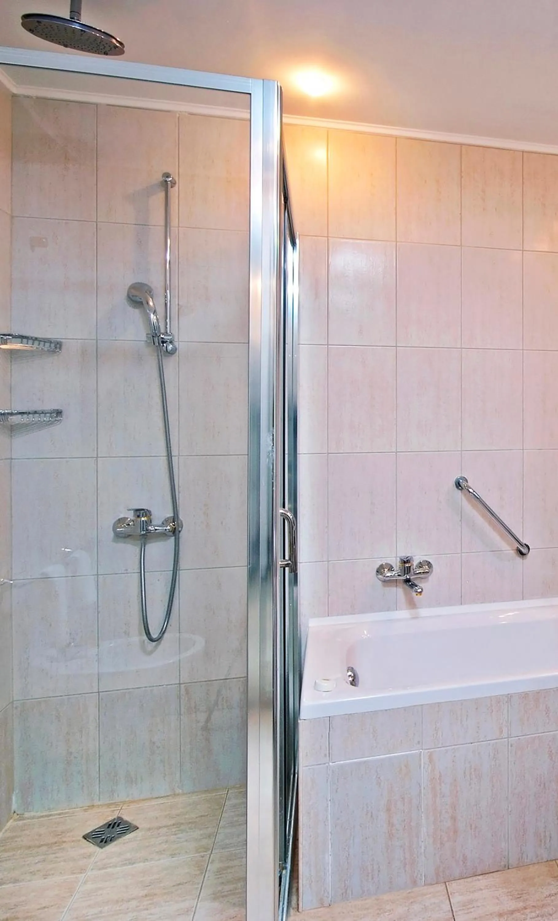 Shower in Melia Grand Hermitage All Inclusive