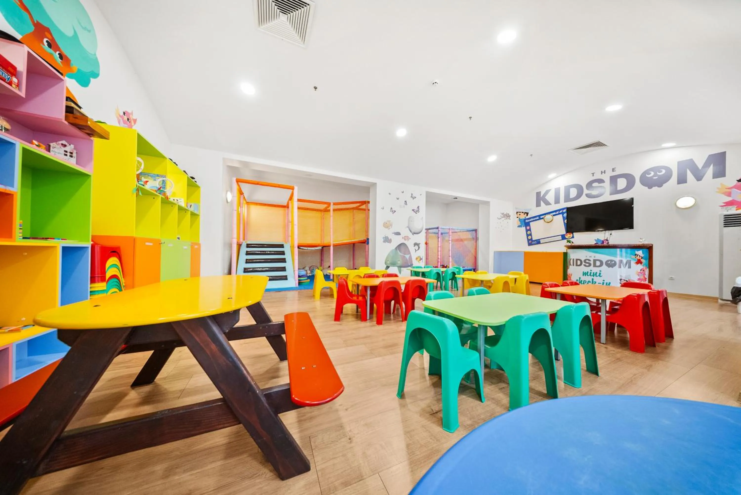 Activities in Melia Grand Hermitage All Inclusive