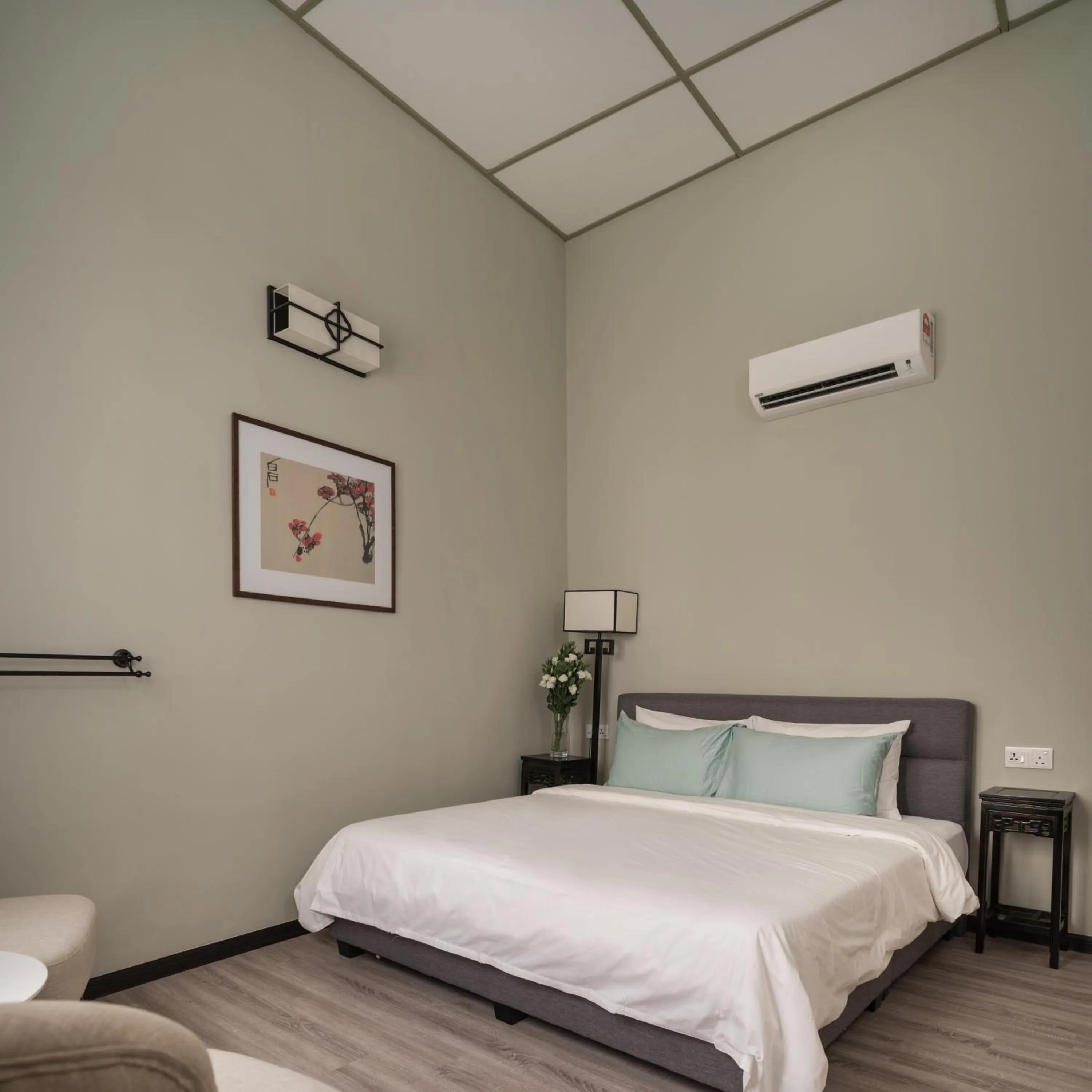 Bed in Carnarvon House