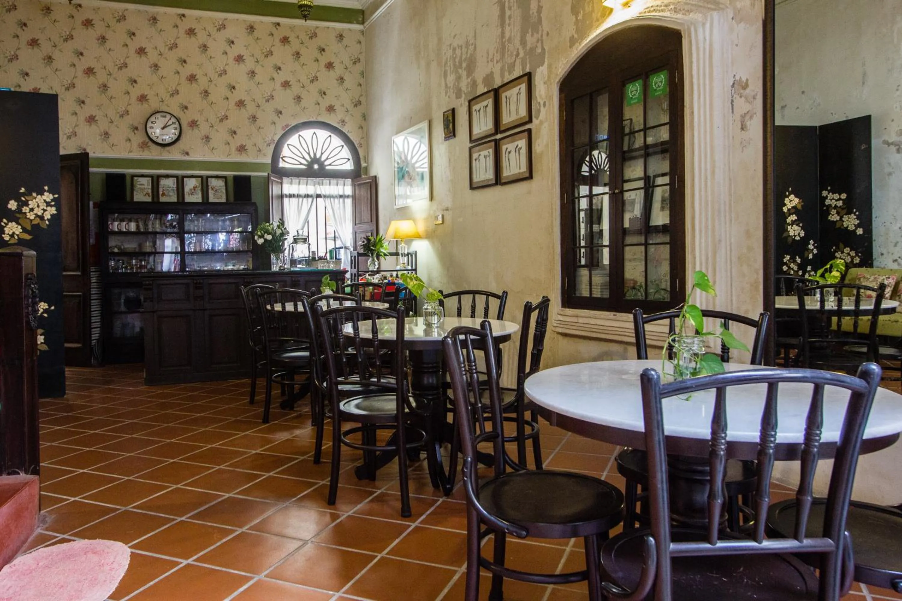 Lounge or bar in Carnarvon House