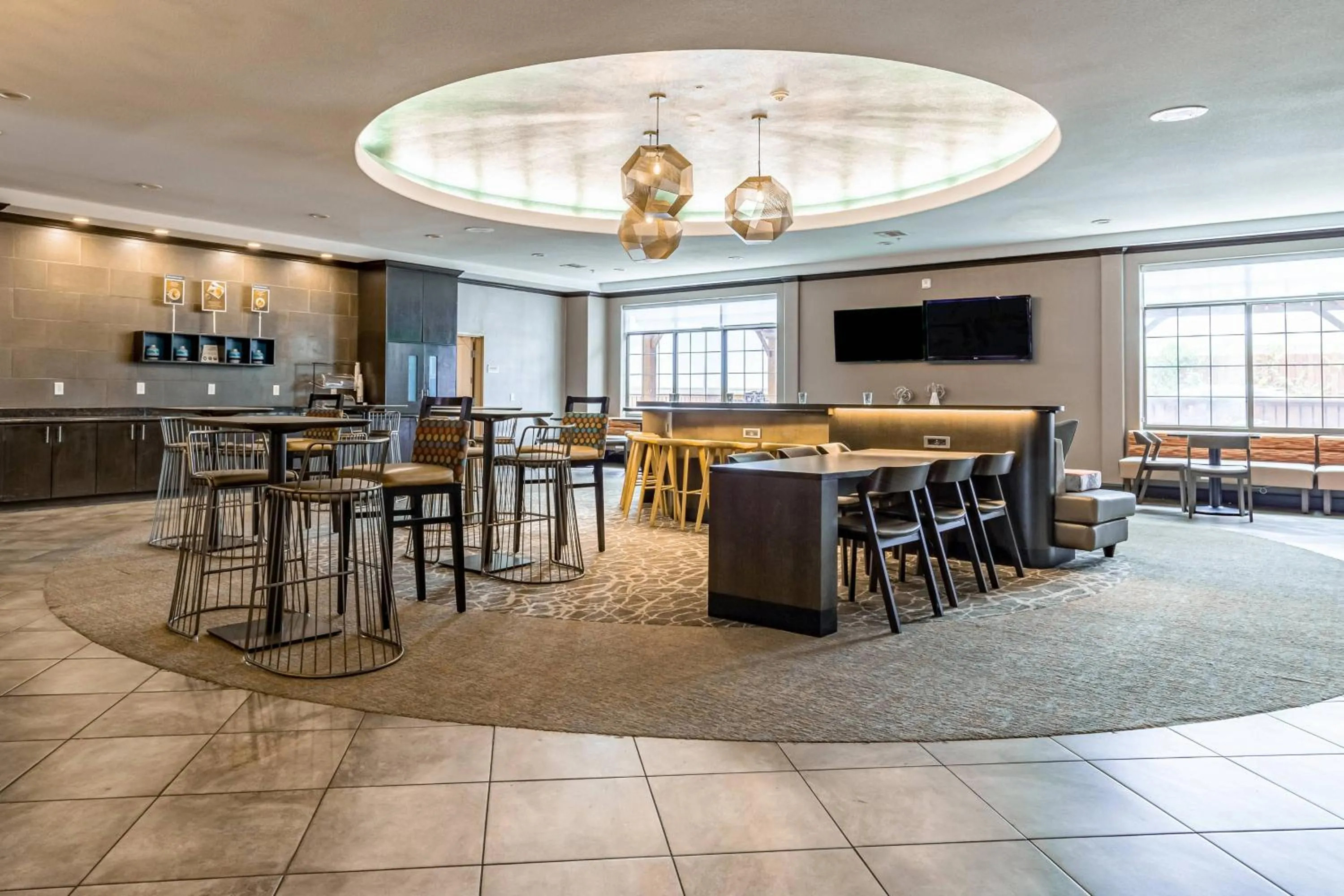 Lounge or bar in SpringHill Suites by Marriott Waco Woodway