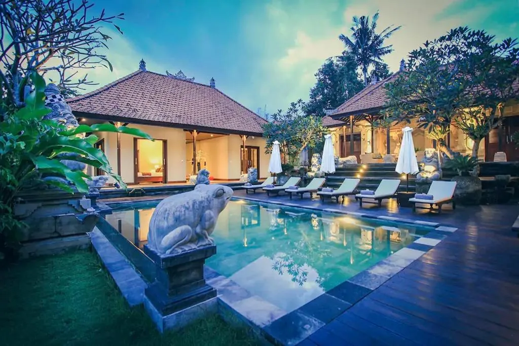 Swimming pool in Villa Heron Ubud