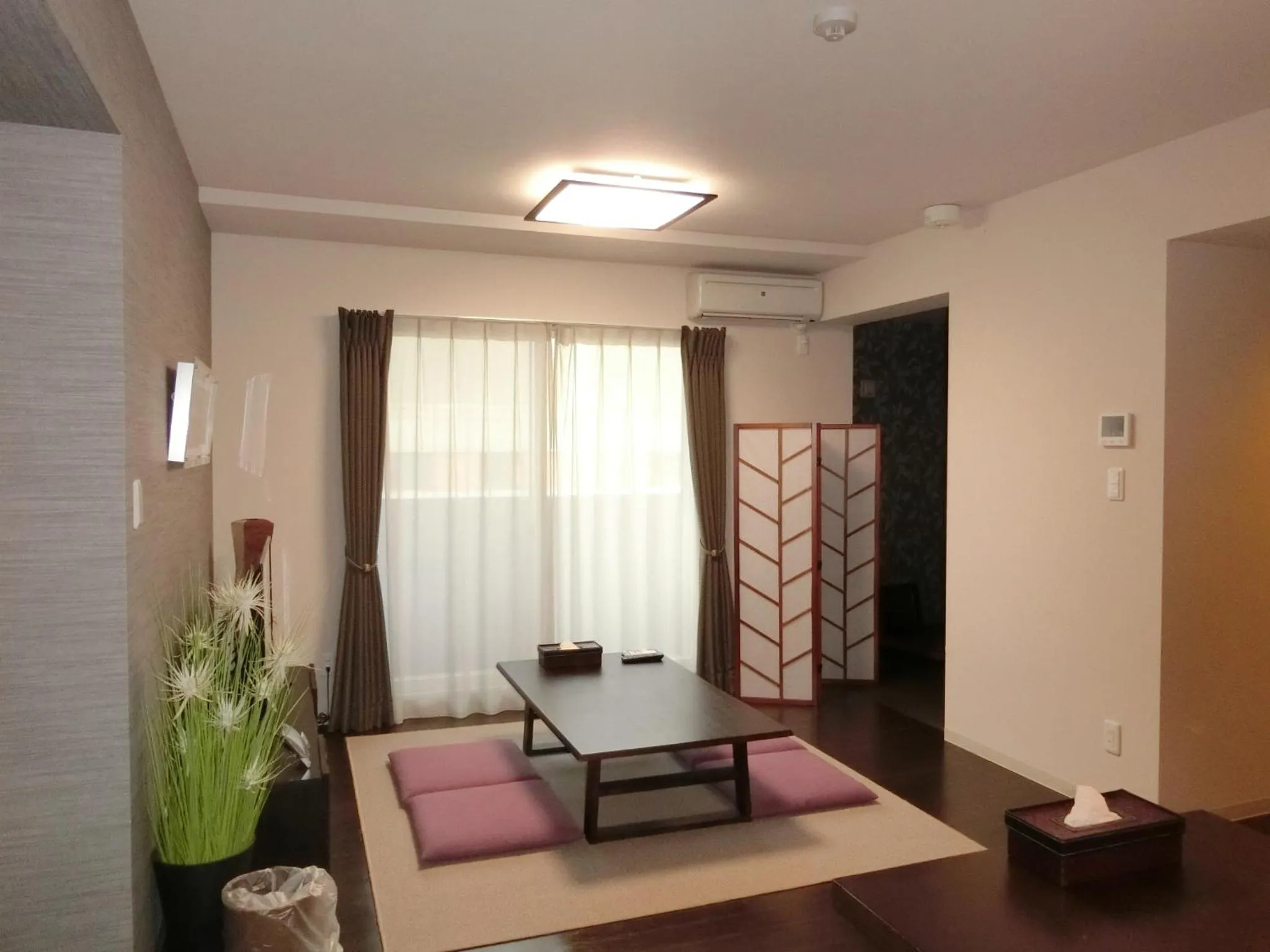 Living room in PINN-S4E5