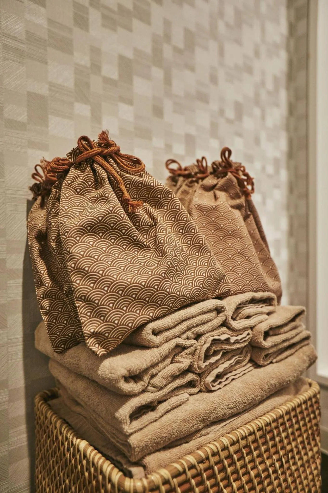 Bathroom in PINN-S4E5